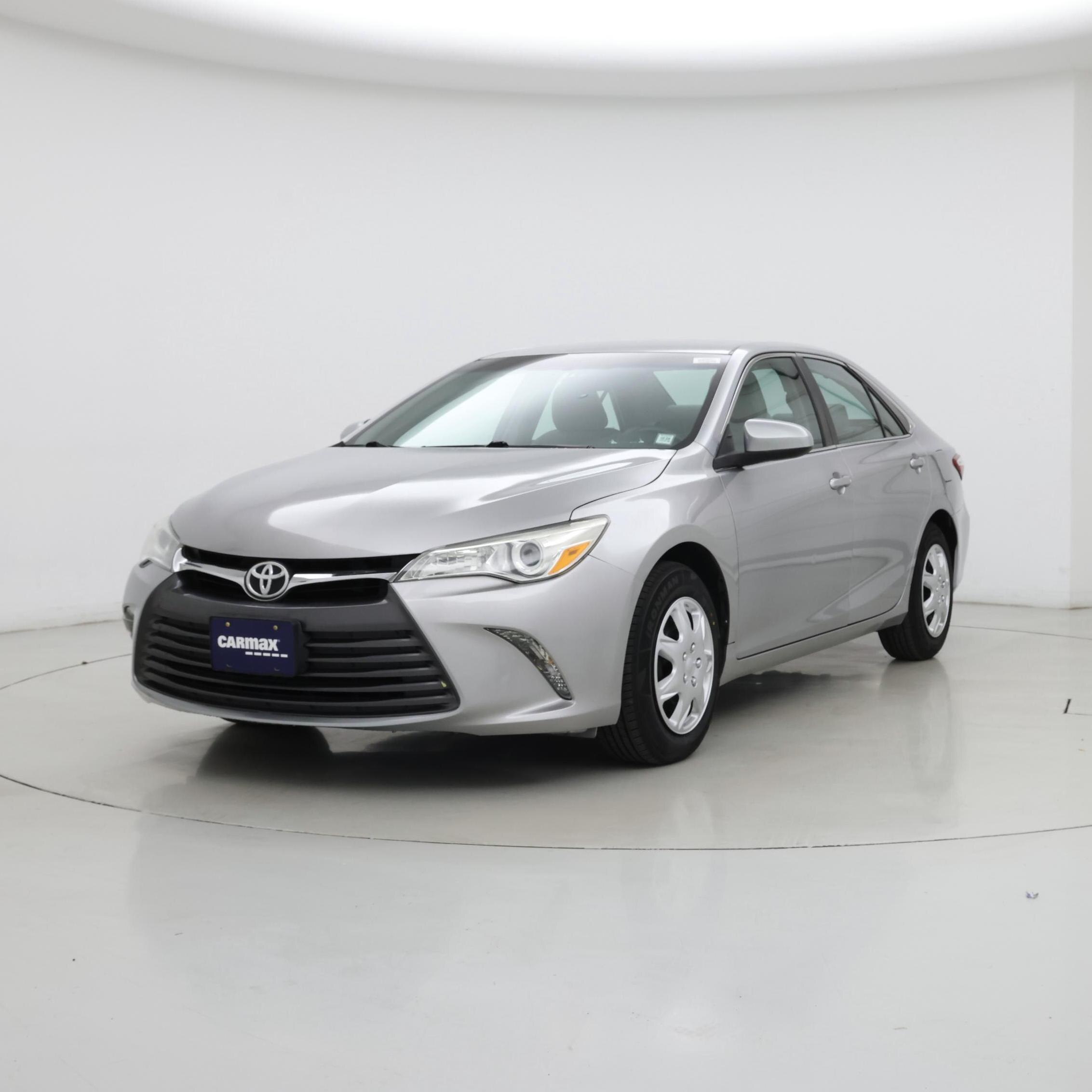 Thumbnail: 2016 Toyota Camry - 4