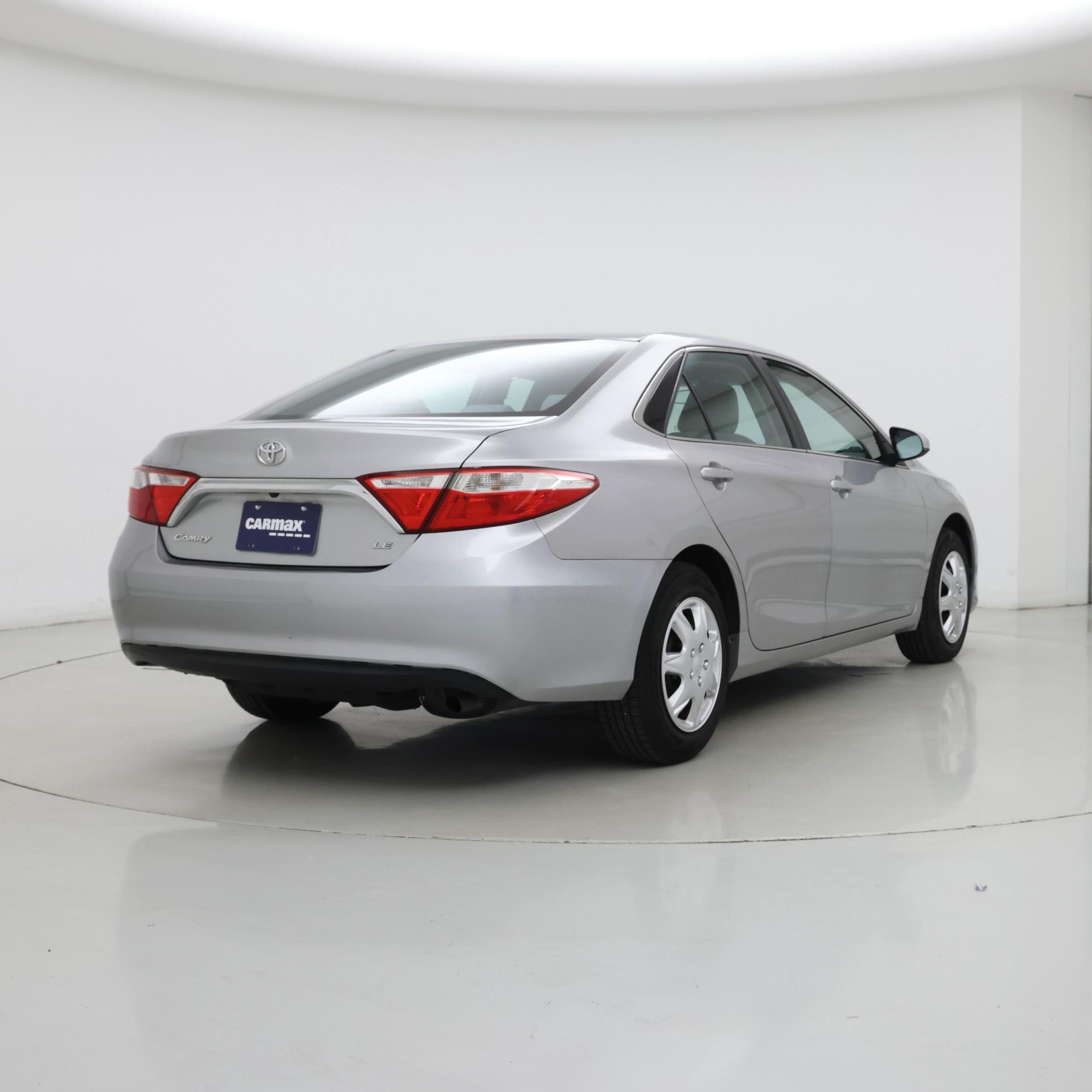 Thumbnail: 2016 Toyota Camry - 8