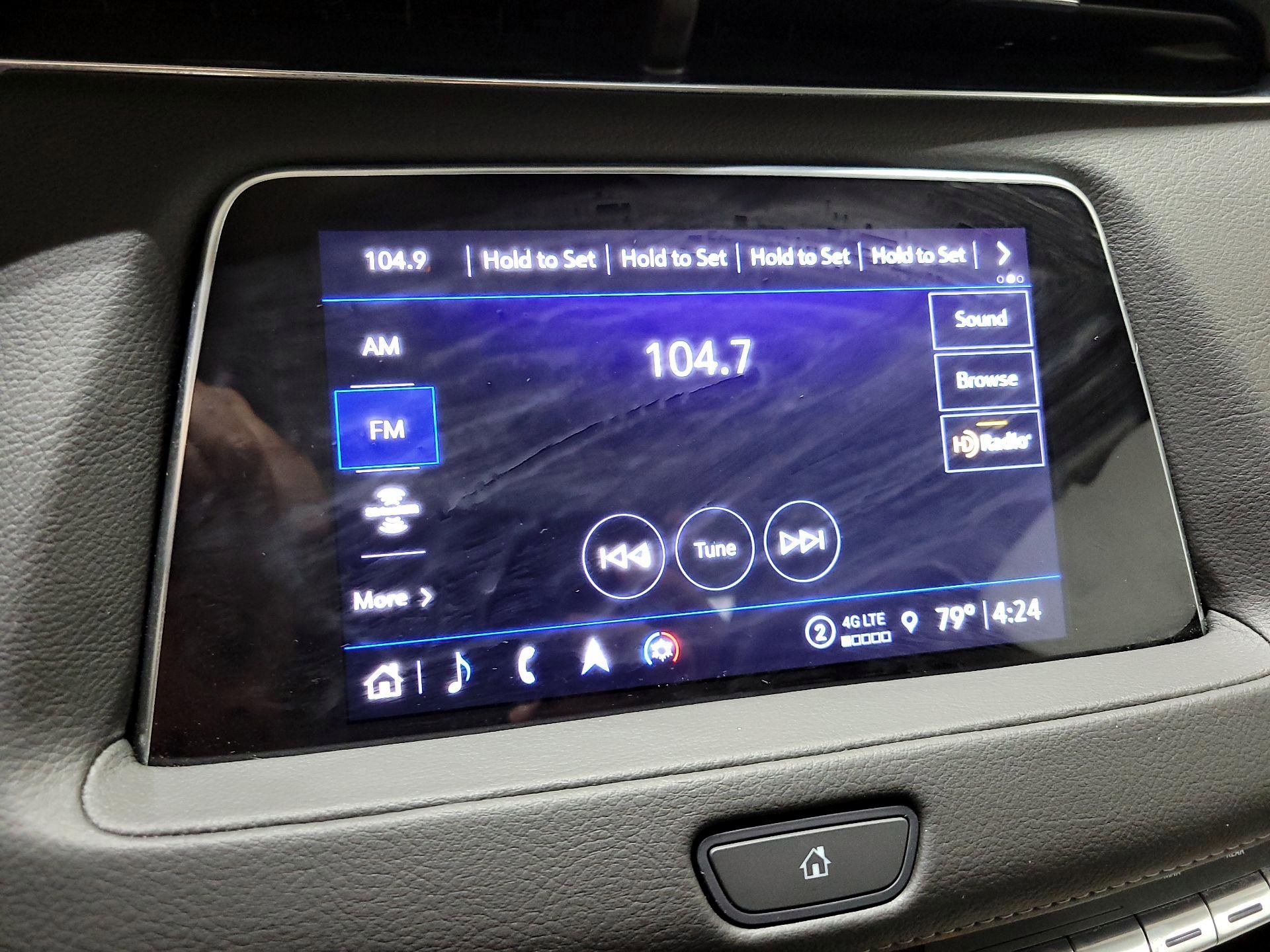 Thumbnail: 2023 Cadillac XT4 - 16
