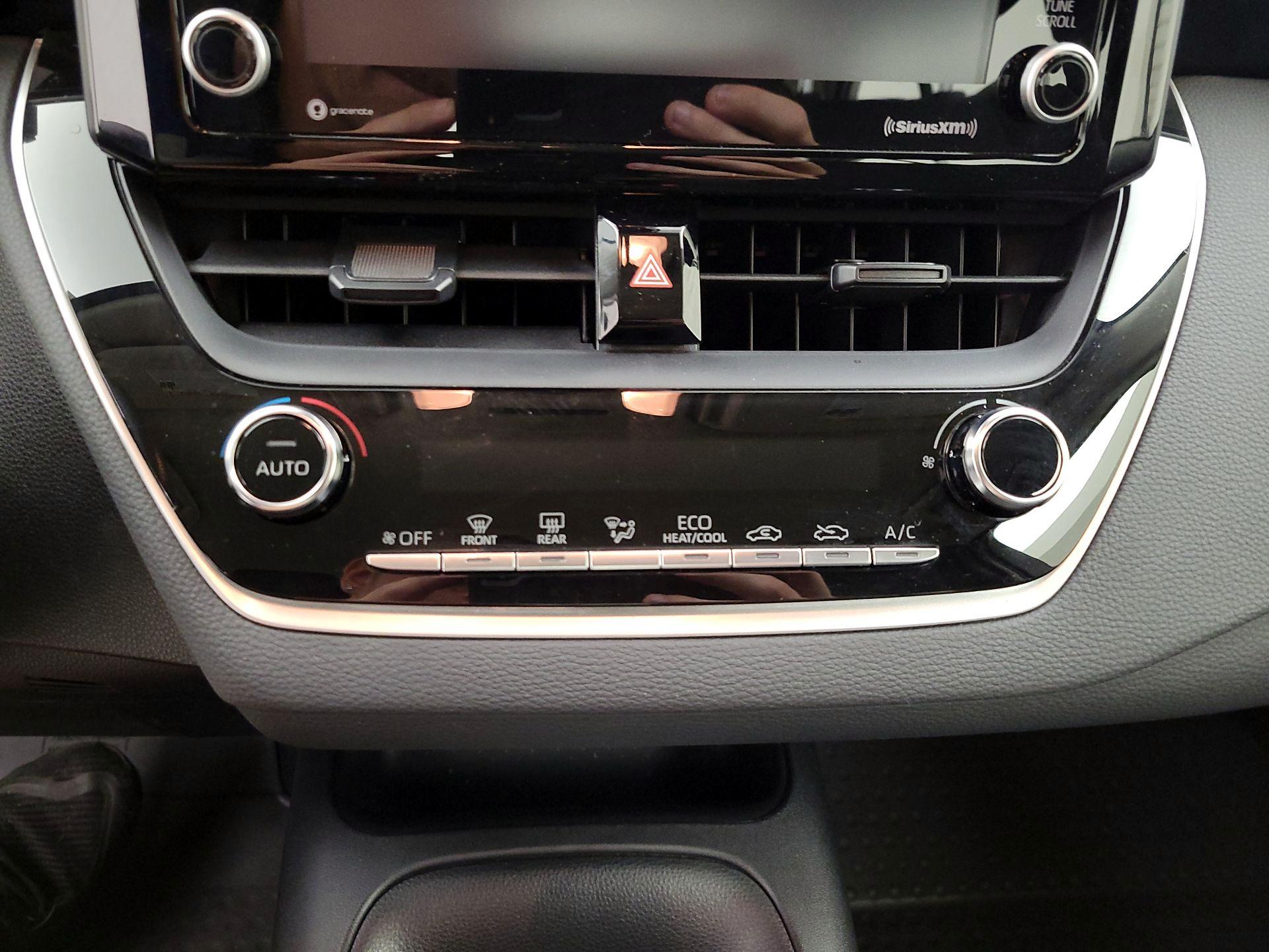 Thumbnail: 2022 Toyota Corolla - 16