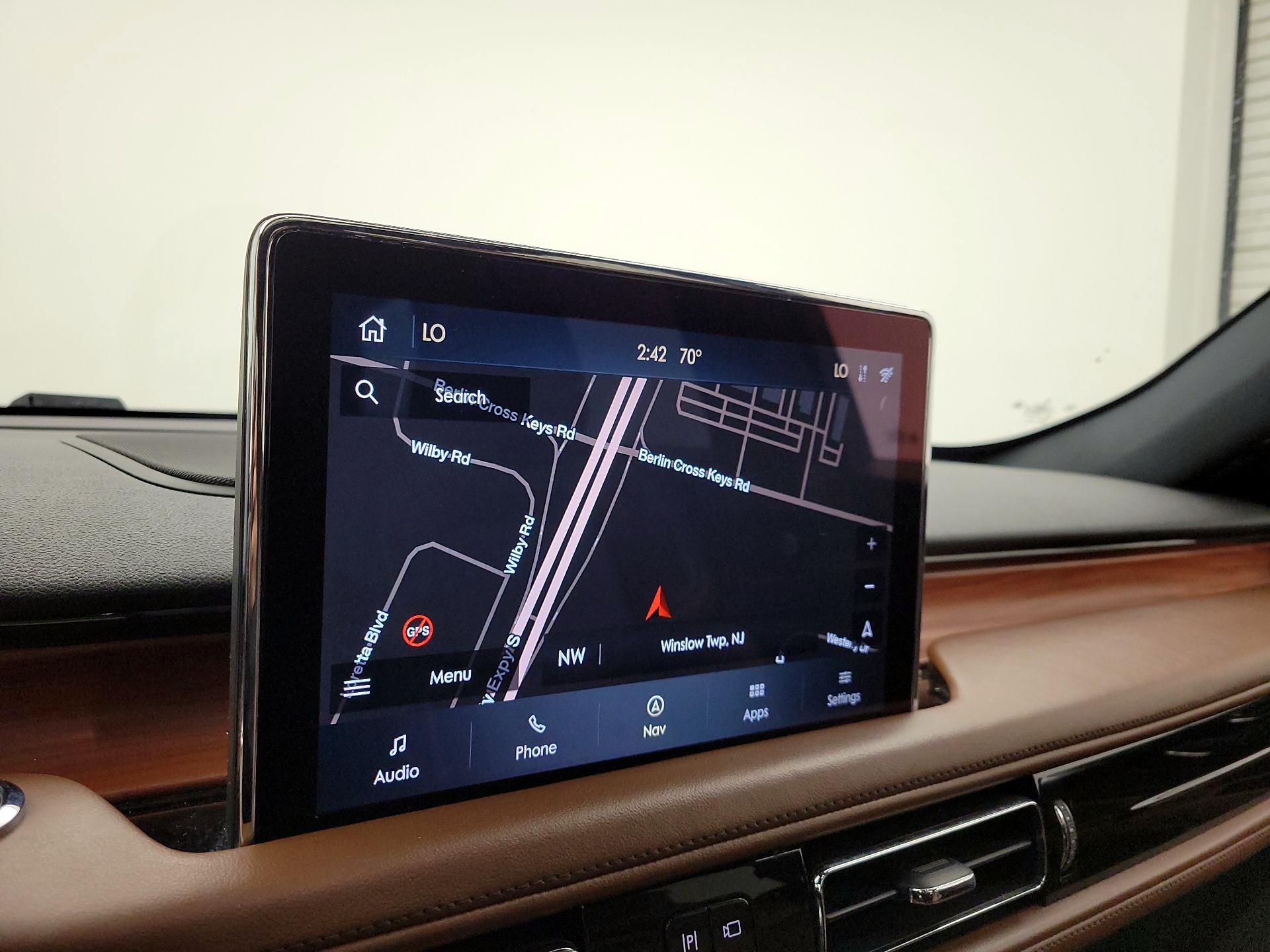 Thumbnail: 2020 Lincoln Aviator - 14