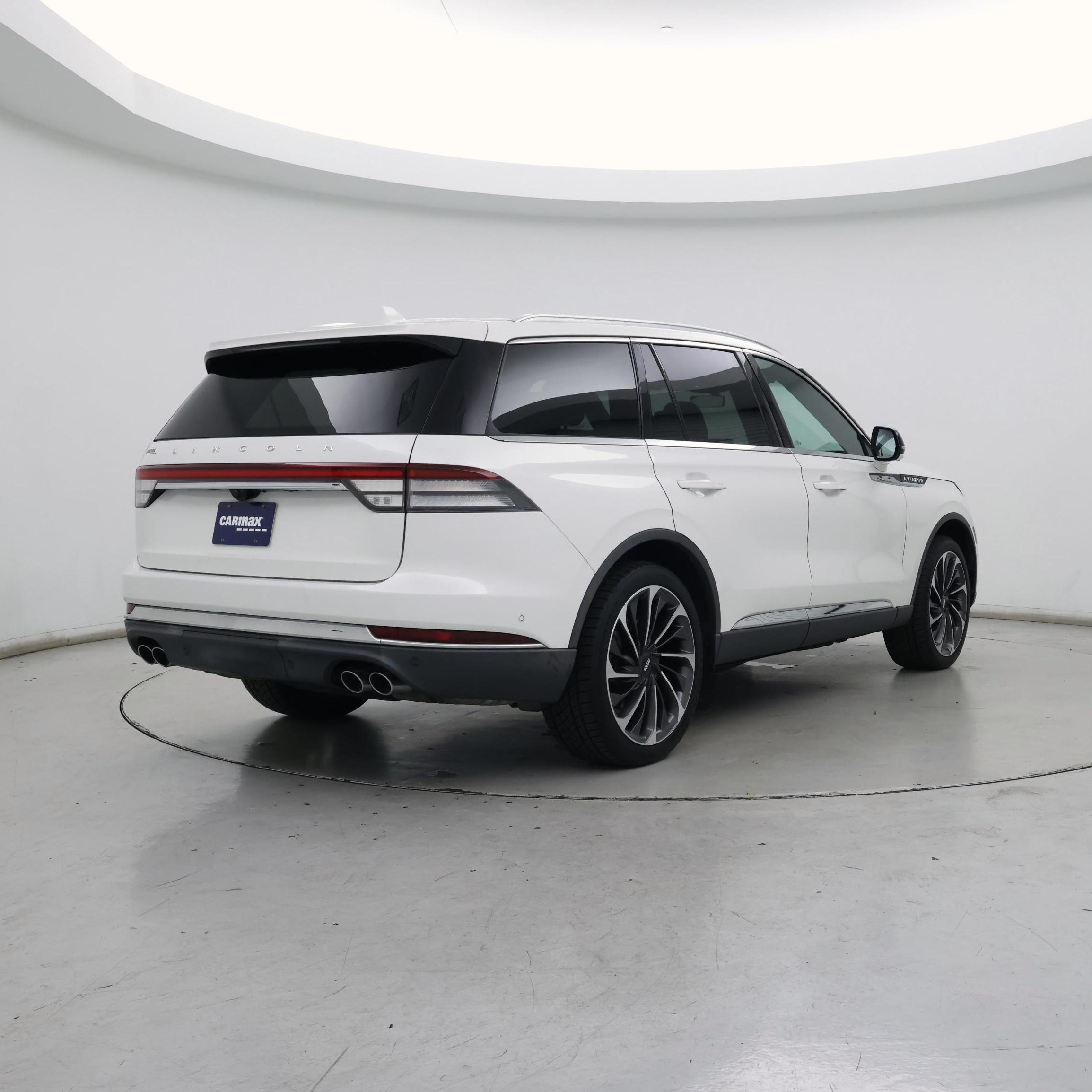 Thumbnail: 2020 Lincoln Aviator - 8