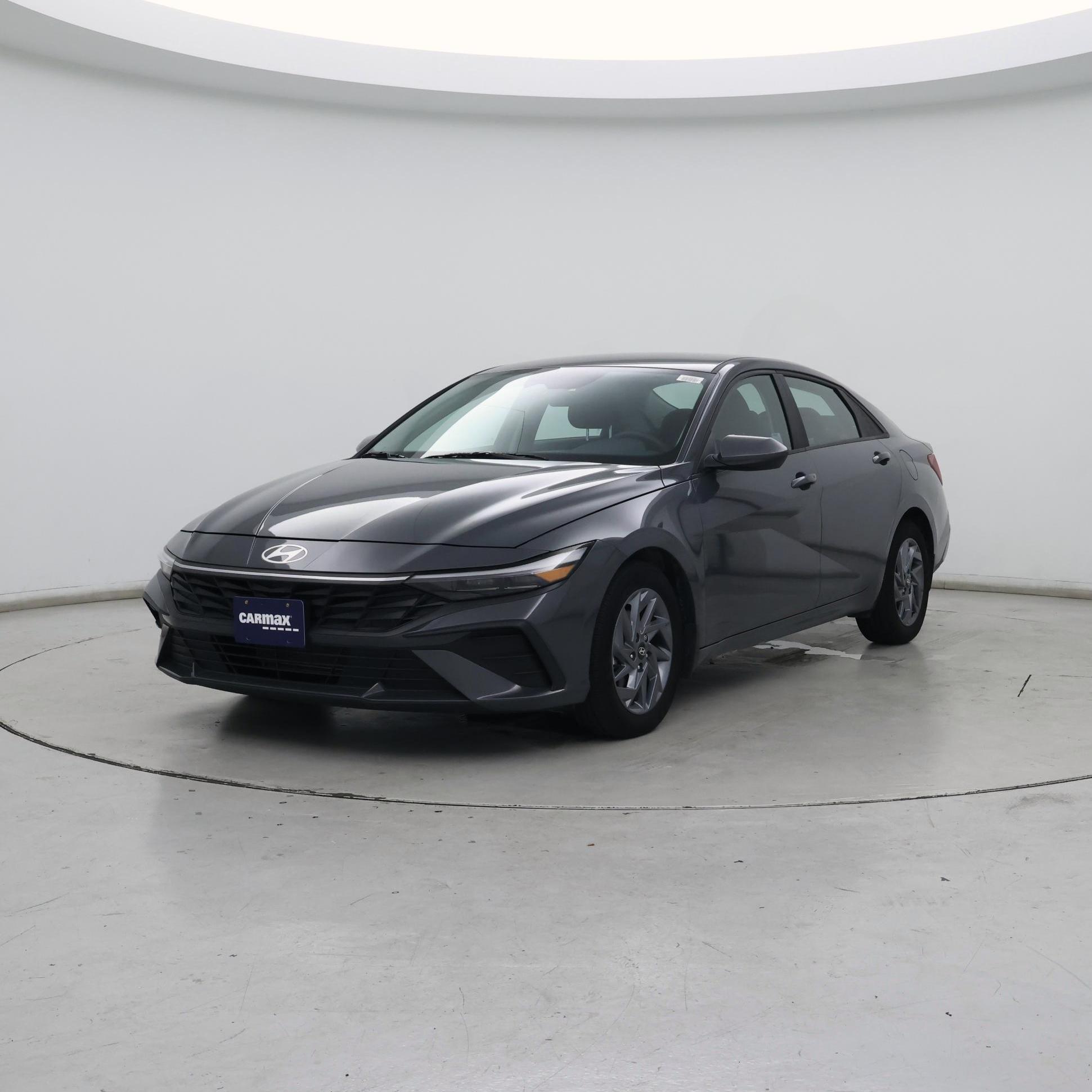 Thumbnail: 2024 Hyundai Elantra - 4