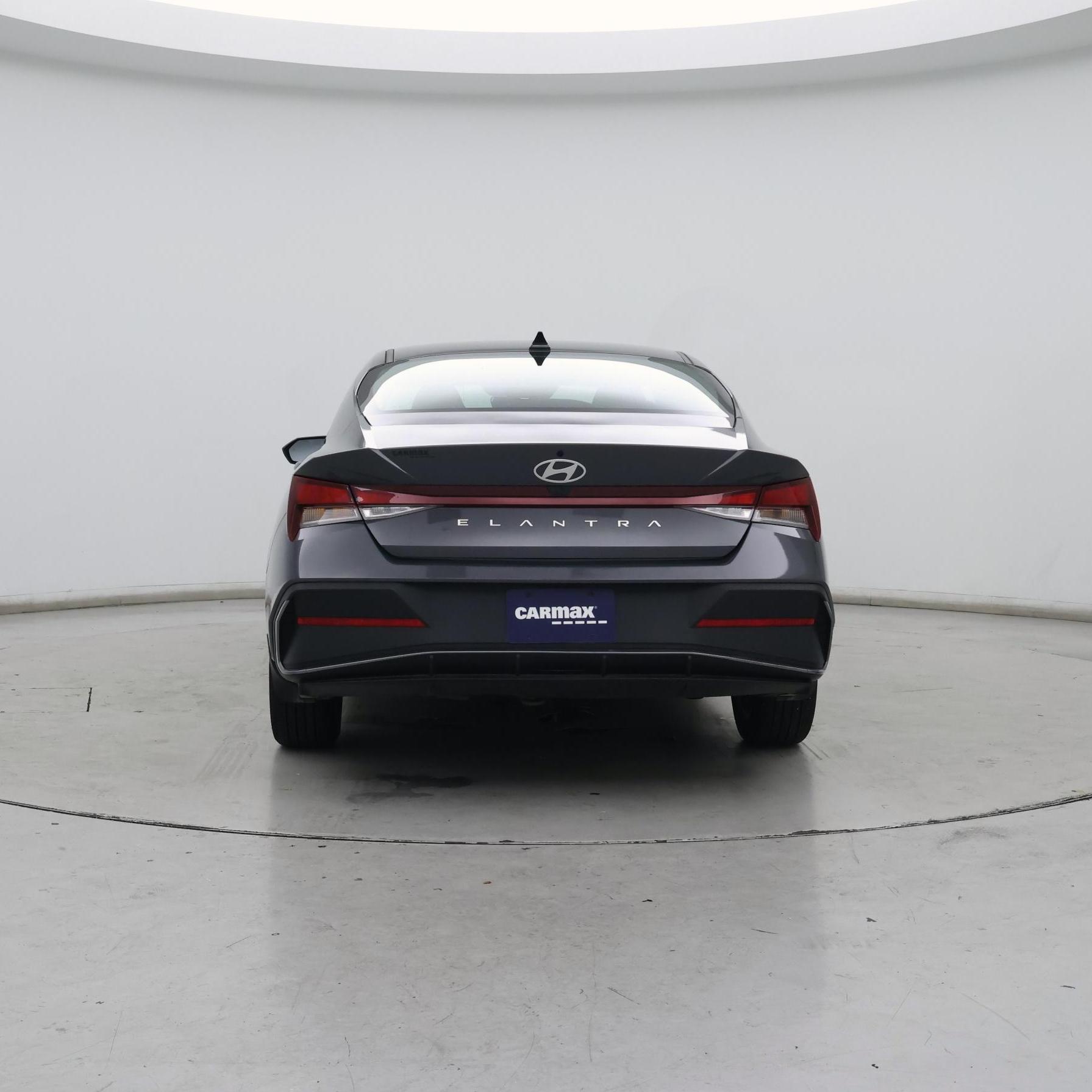 Thumbnail: 2024 Hyundai Elantra - 6