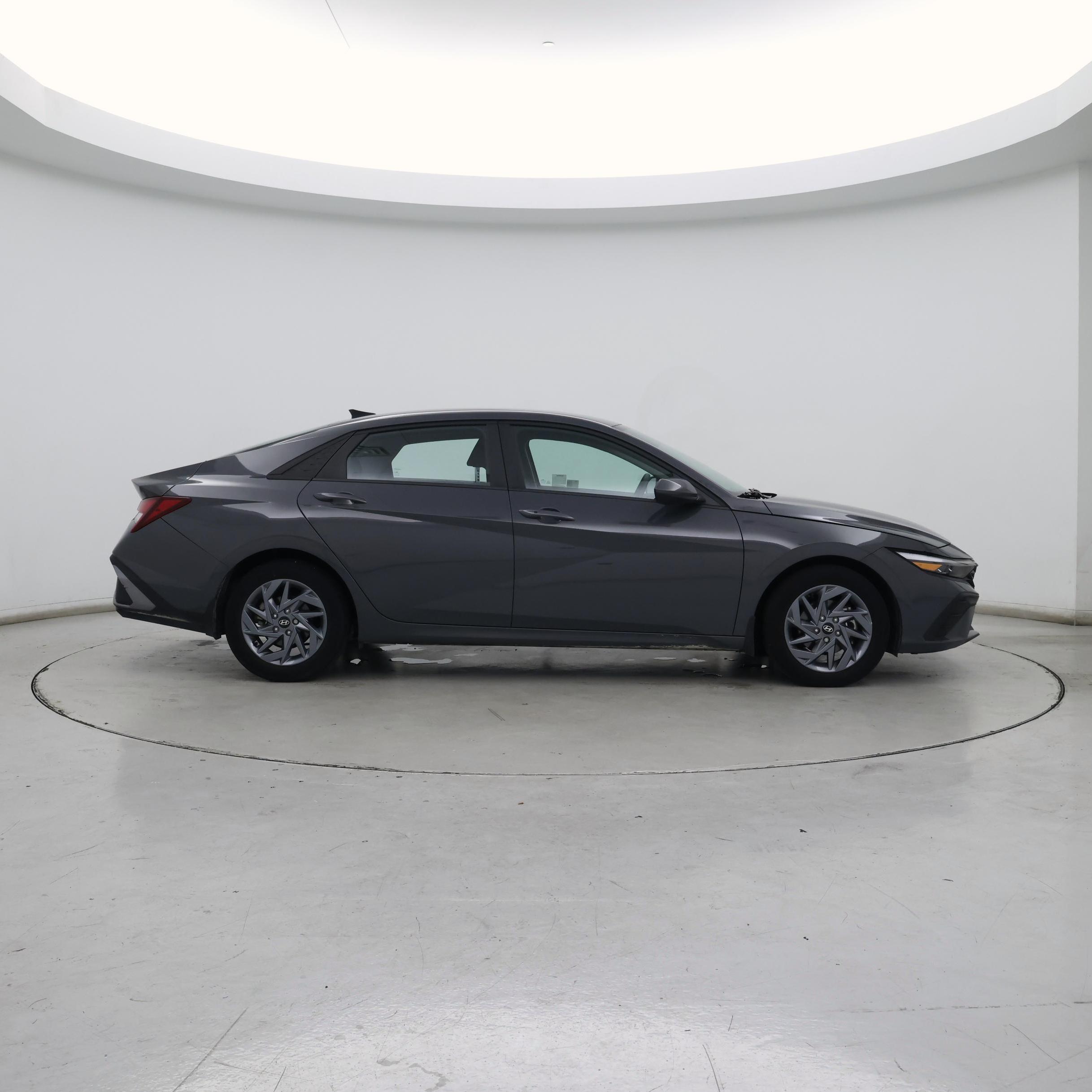 Thumbnail: 2024 Hyundai Elantra - 7