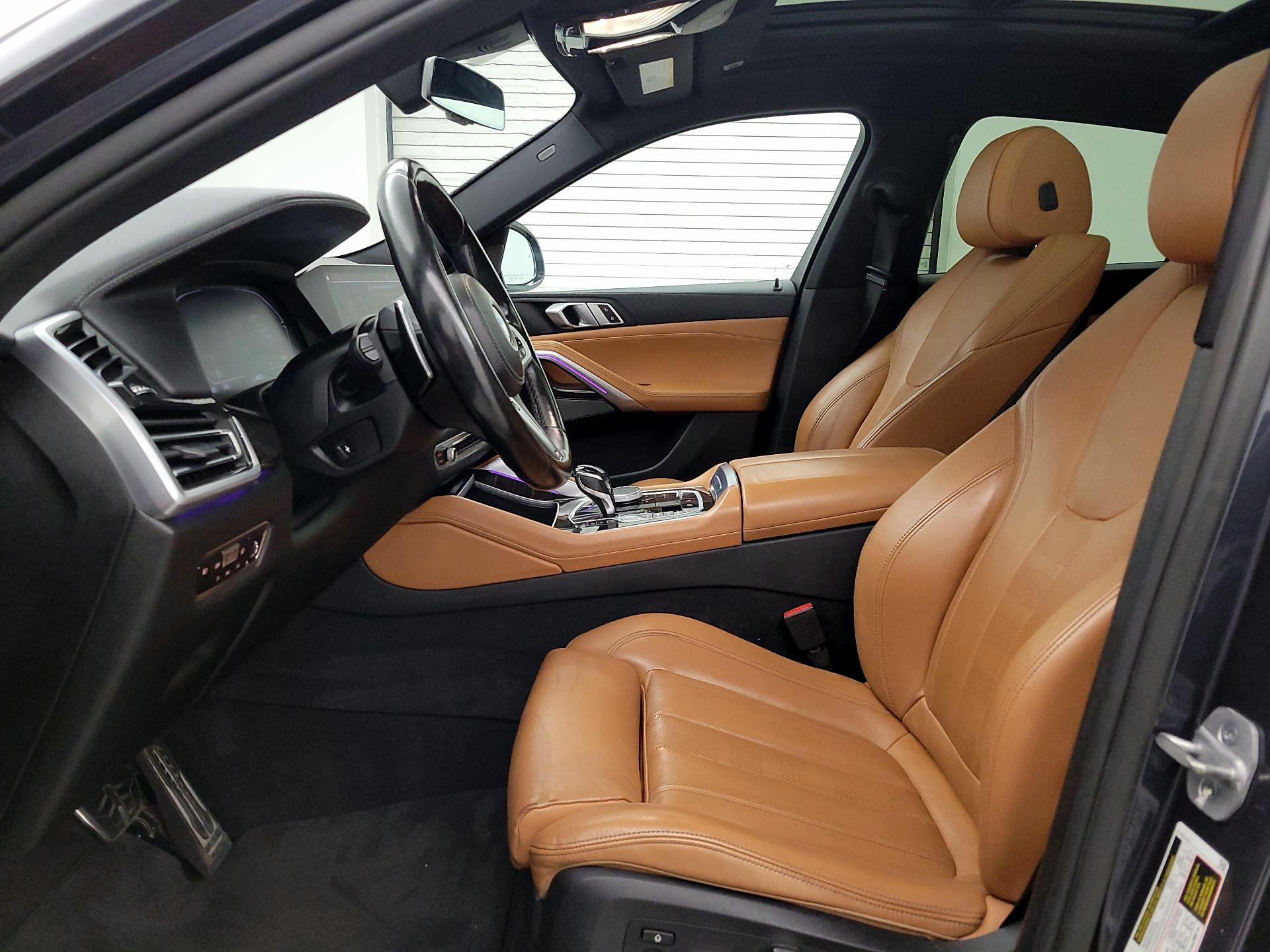 Thumbnail: 2021 BMW X6 - 11