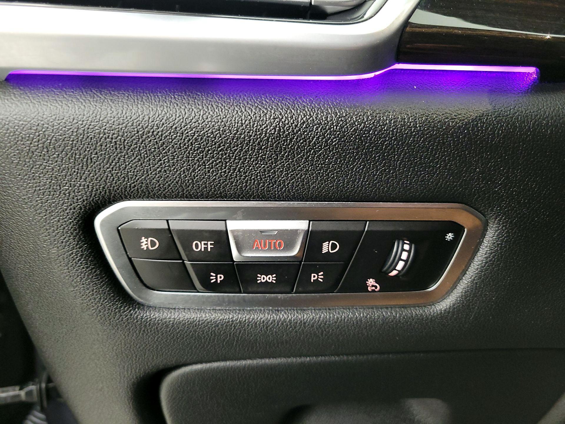 Thumbnail: 2021 BMW X6 - 13