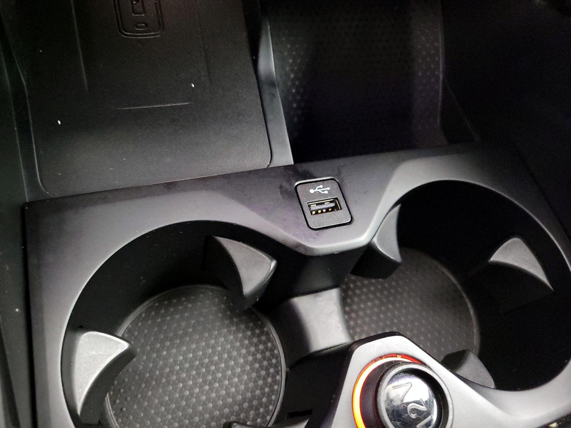 Thumbnail: 2021 BMW X6 - 19