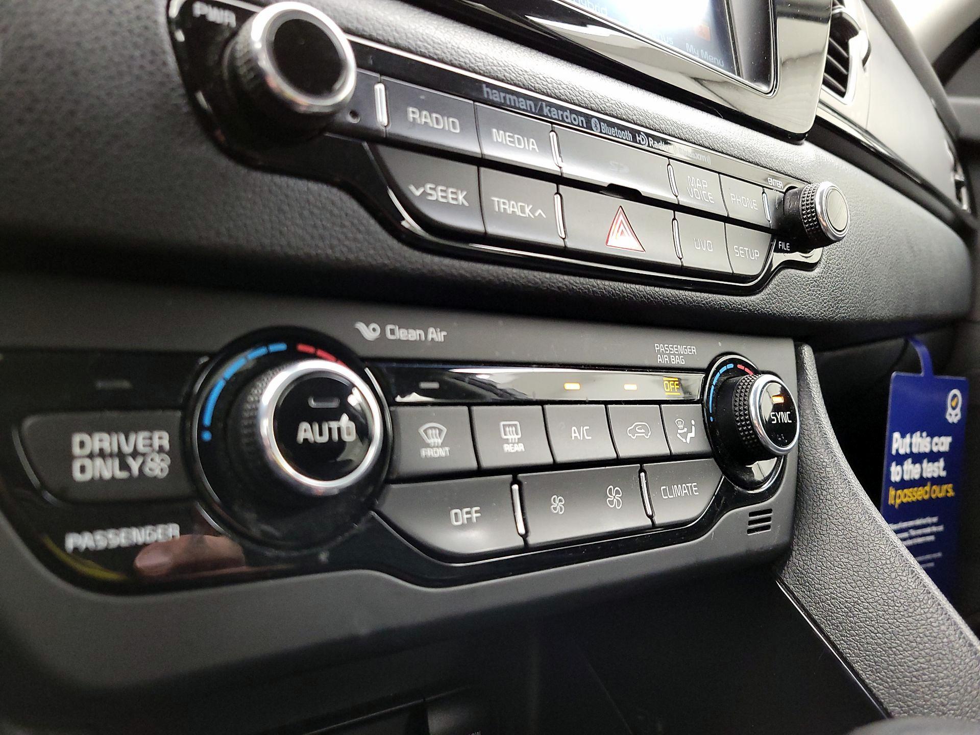 Thumbnail: 2018 Kia Niro - 17