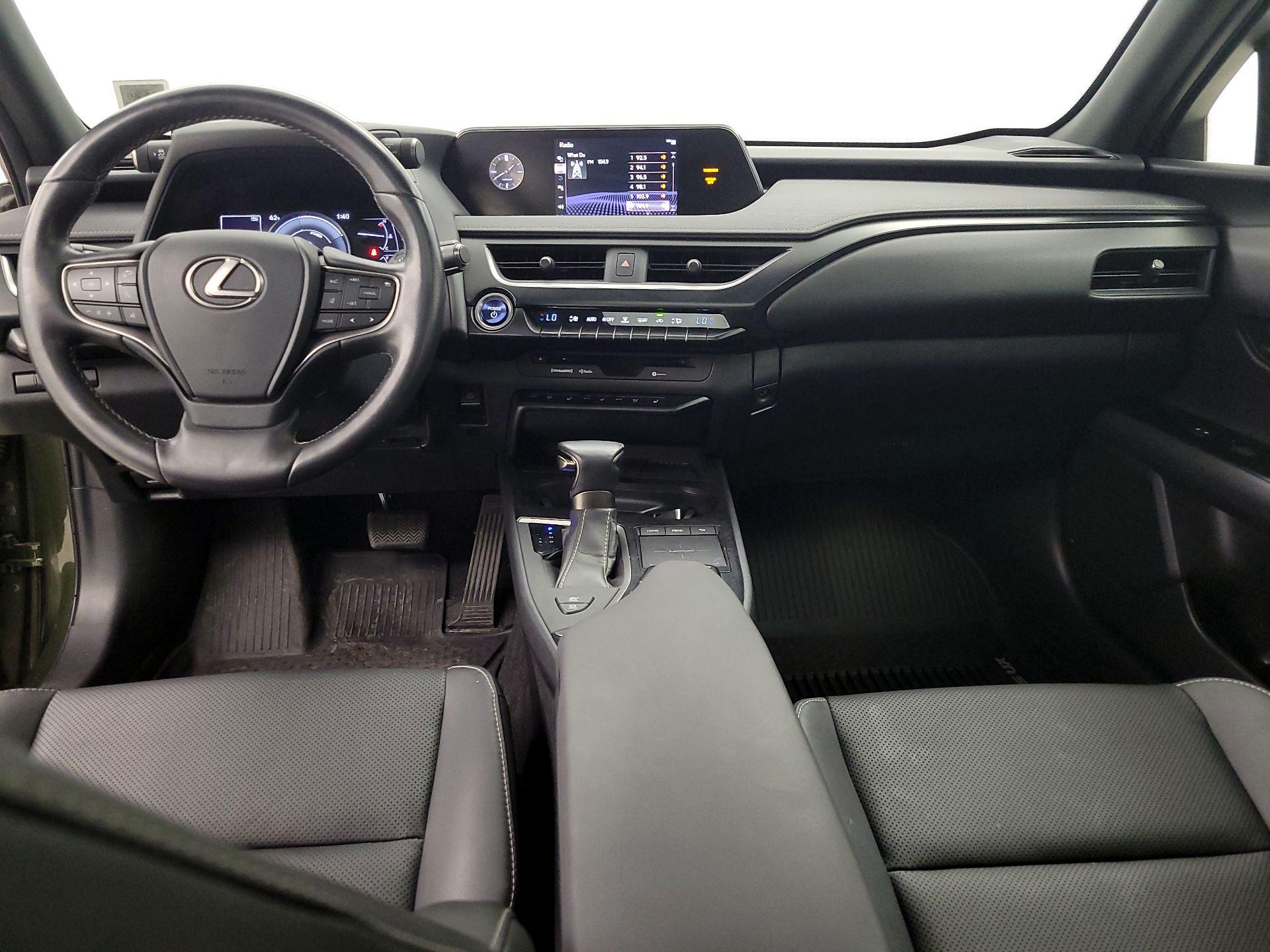 Thumbnail: 2019 Lexus UX - 9