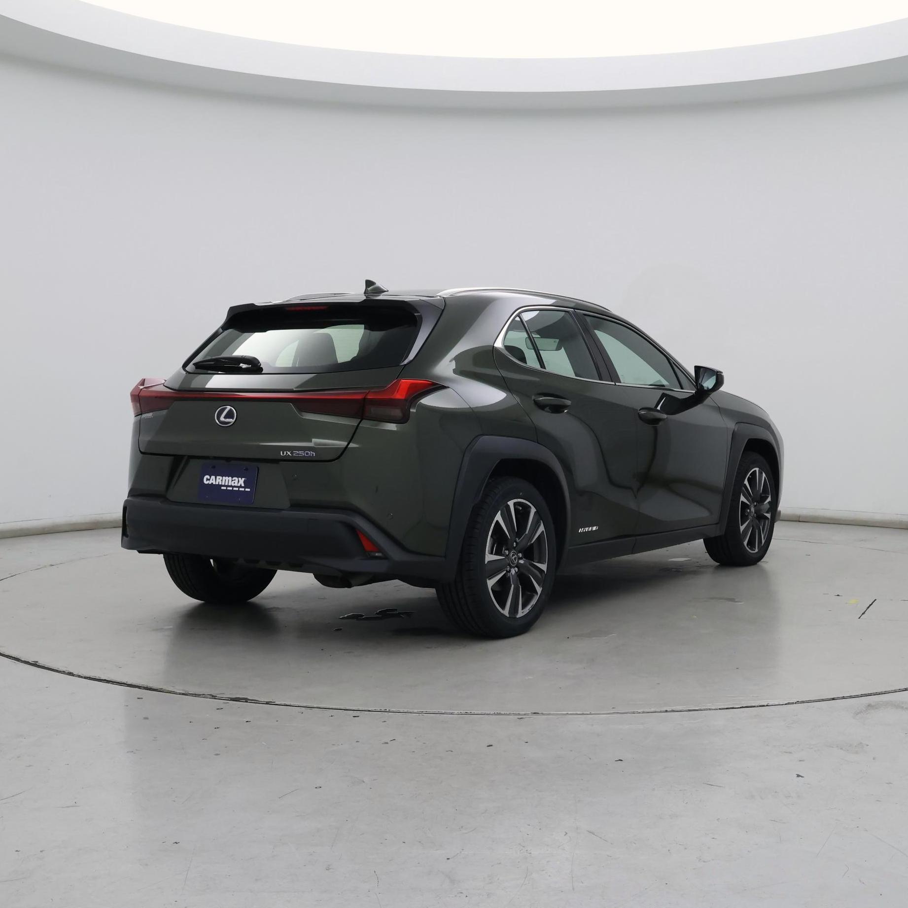 Thumbnail: 2019 Lexus UX - 8
