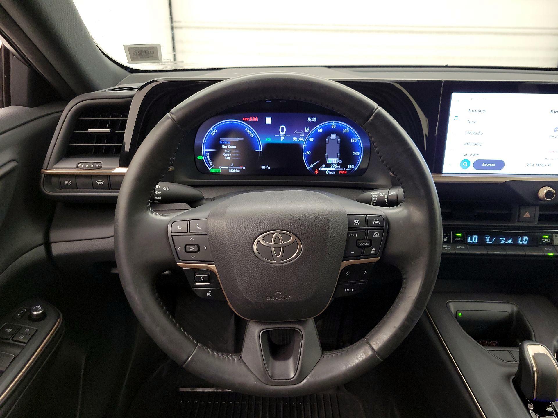 Thumbnail: 2023 Toyota Crown - 10