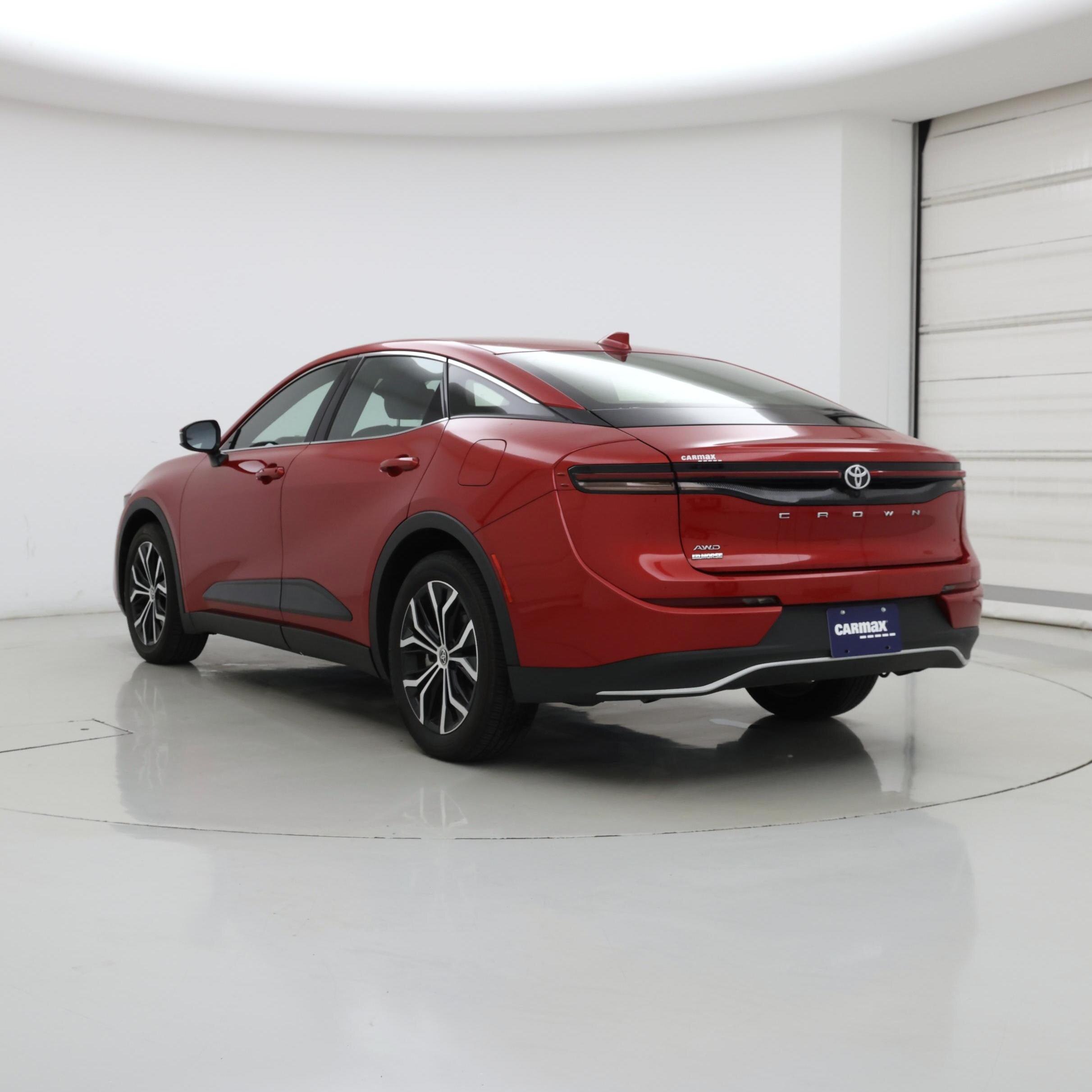 Thumbnail: 2023 Toyota Crown - 2