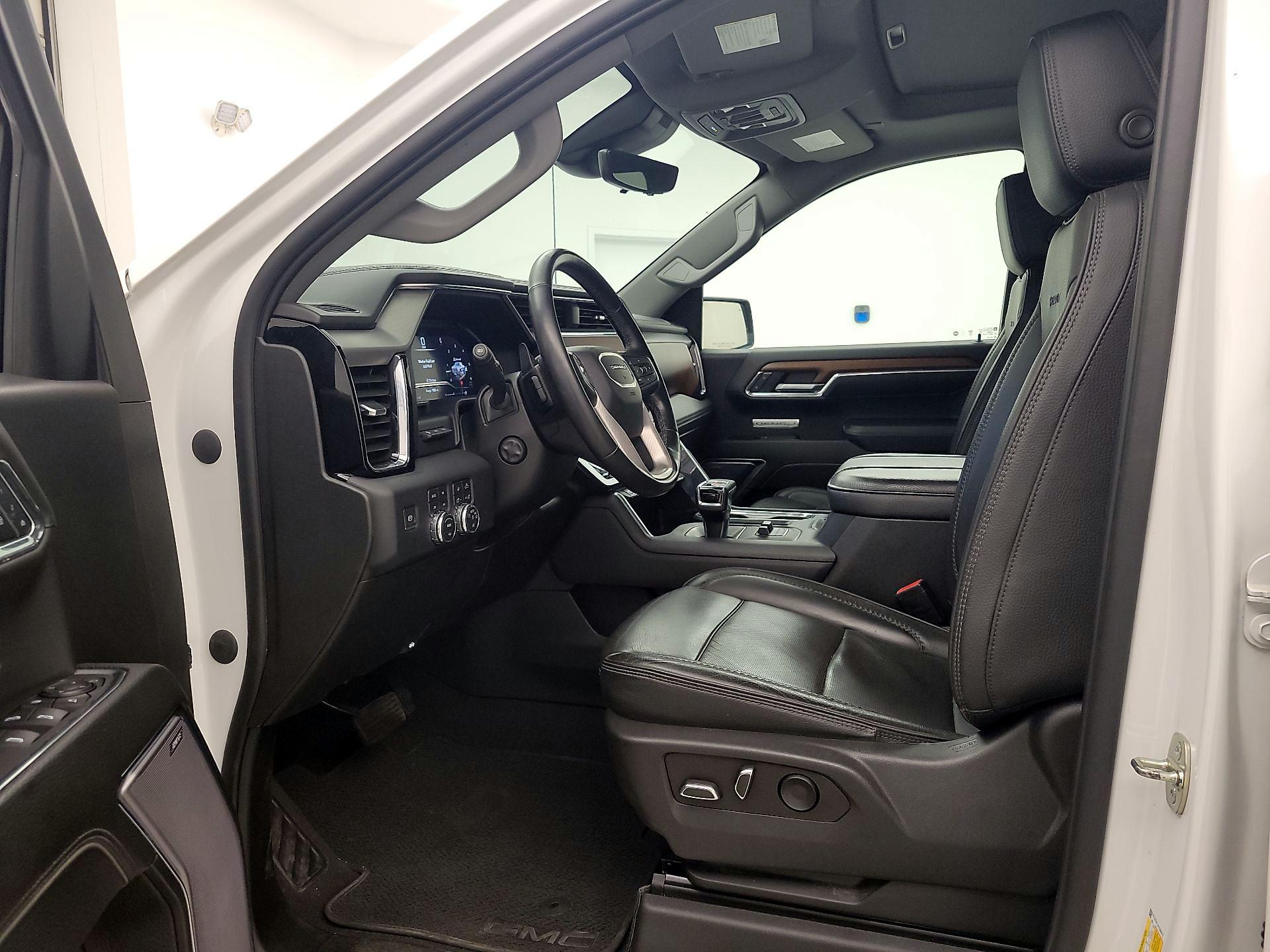 Thumbnail: 2023 GMC Sierra 1500 - 11