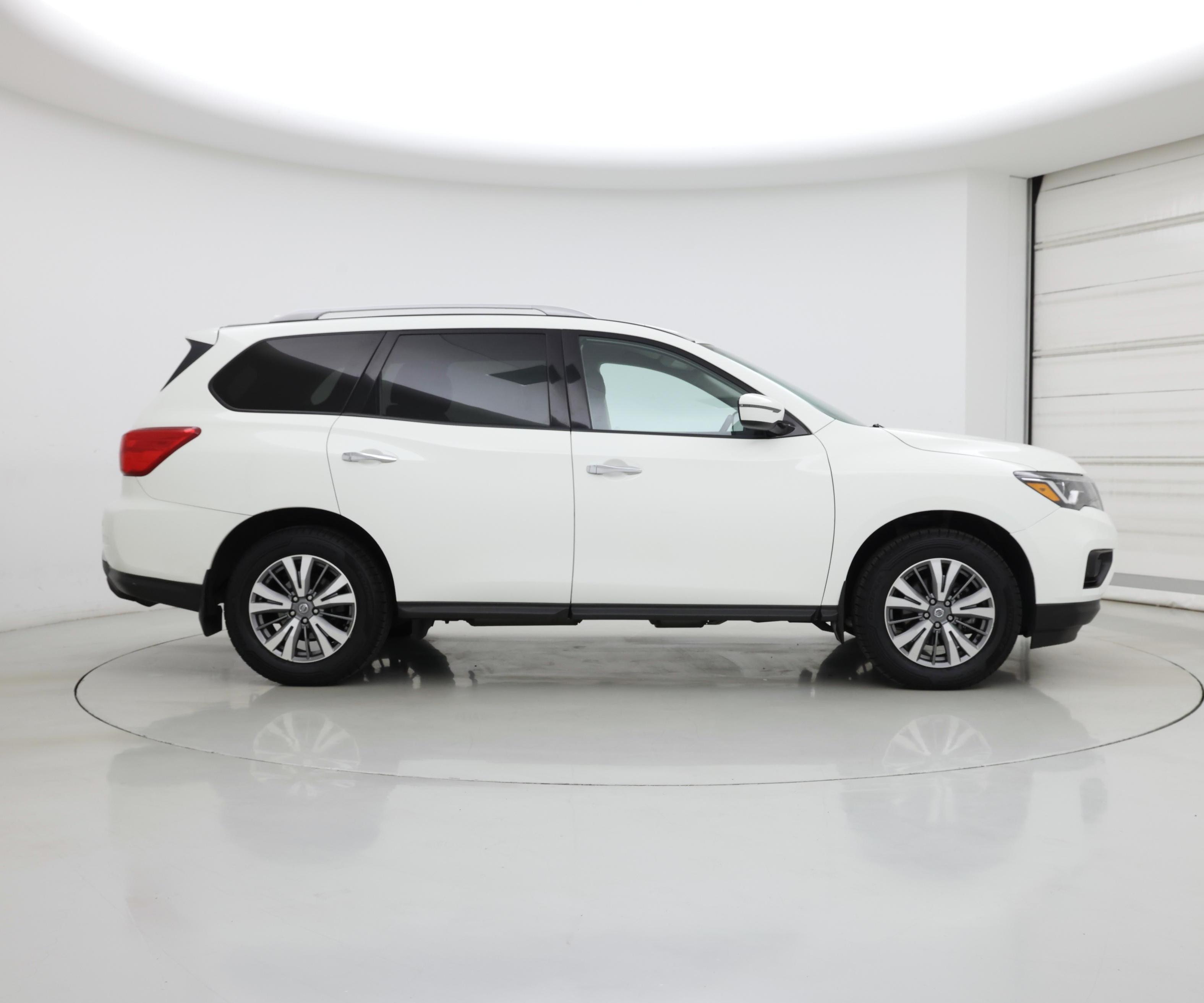 Thumbnail: 2020 Nissan Pathfinder - 7