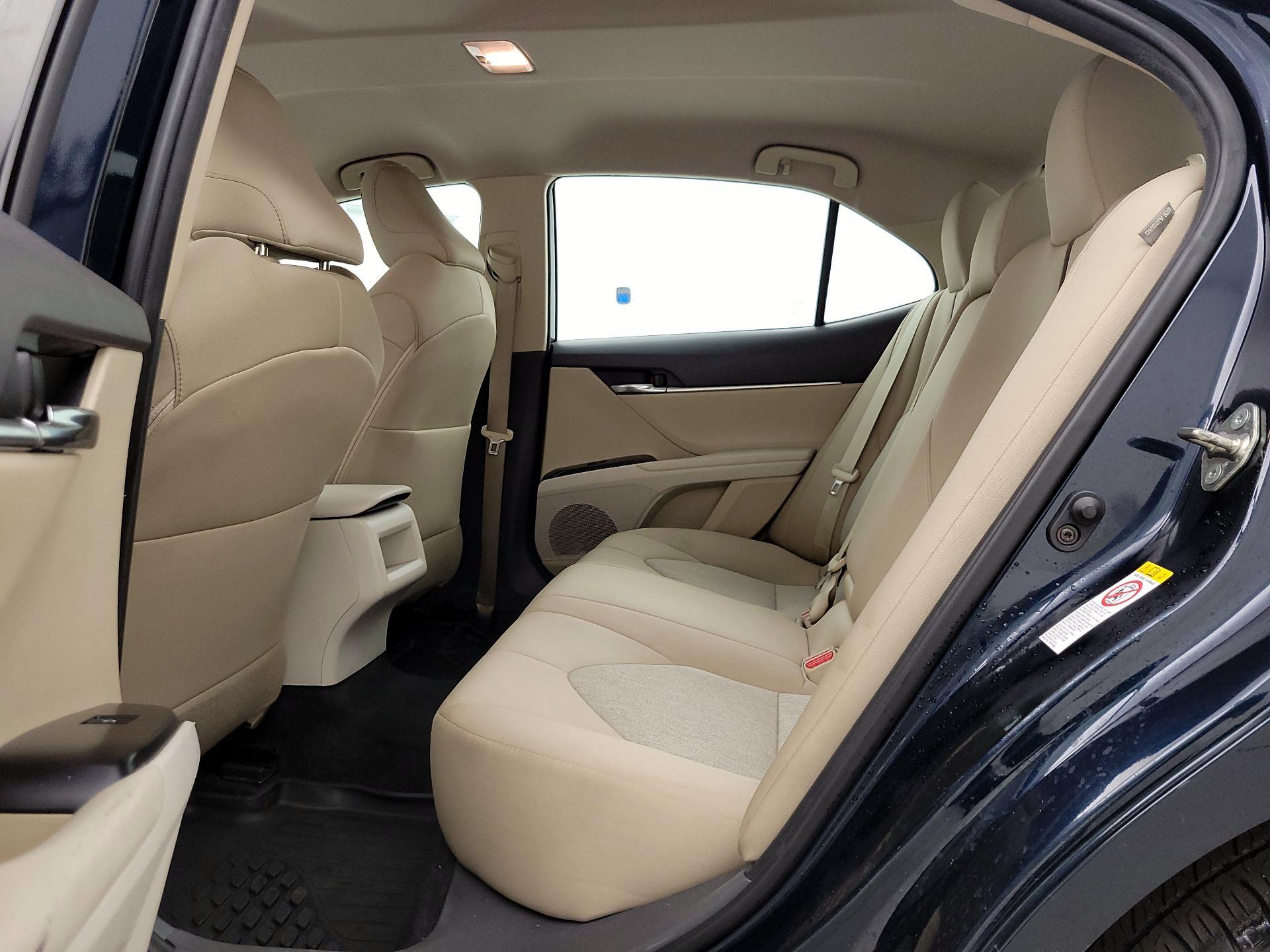 Thumbnail: 2019 Toyota Camry - 19
