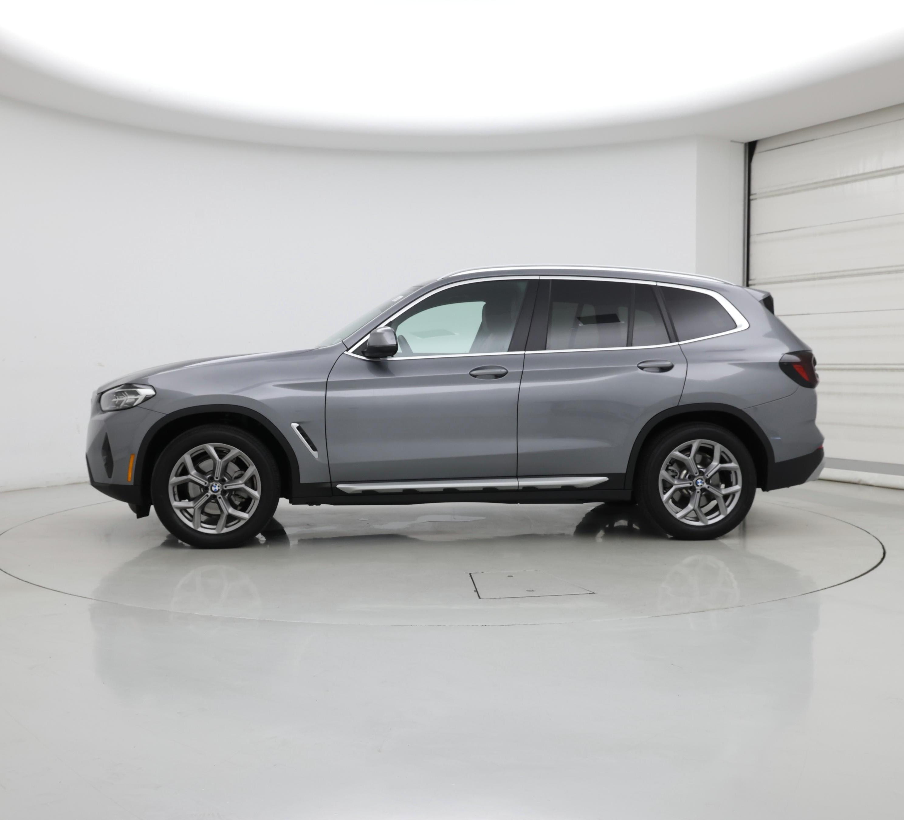 Thumbnail: 2023 BMW X3 - 3