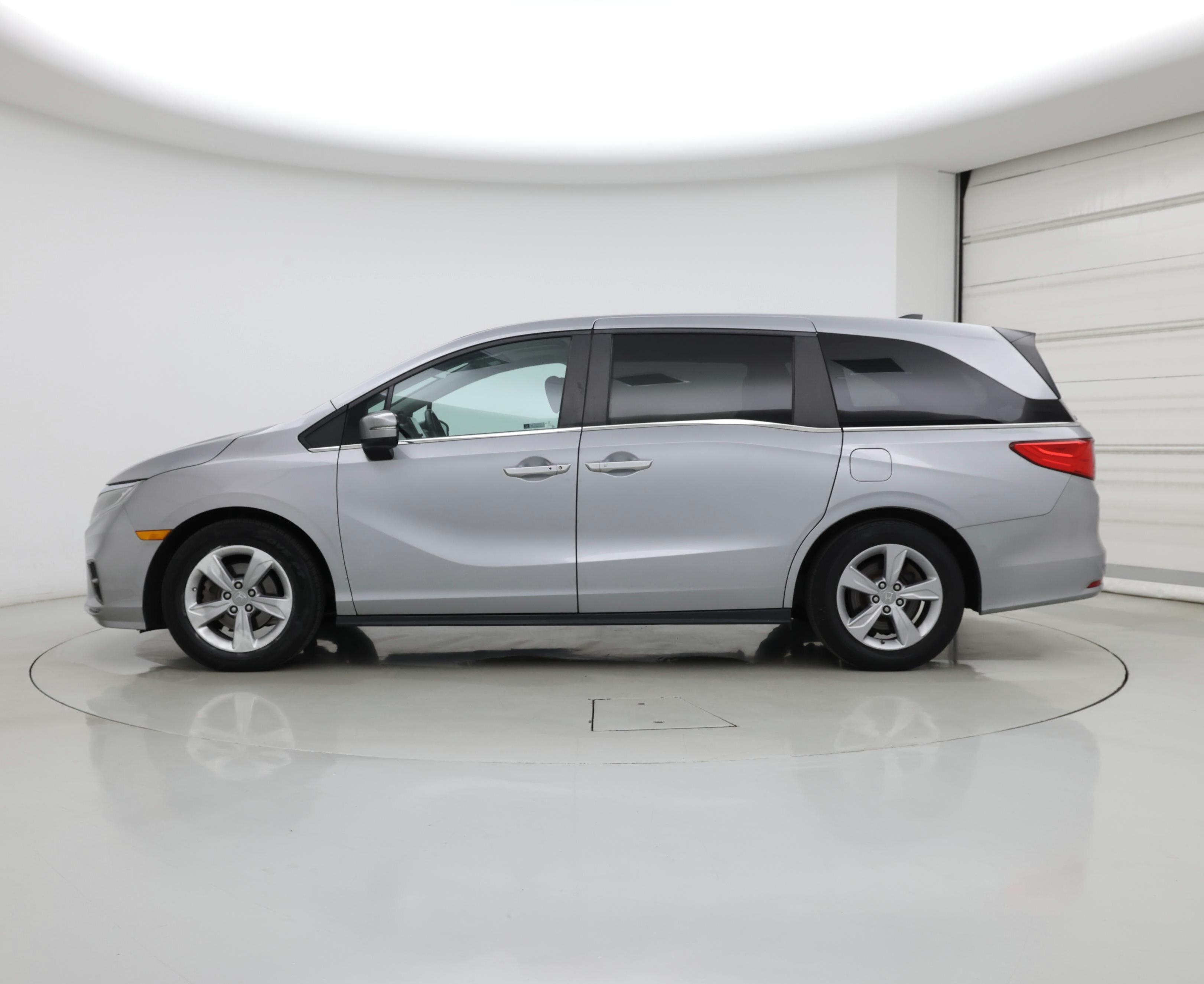 Thumbnail: 2020 Honda Odyssey - 3