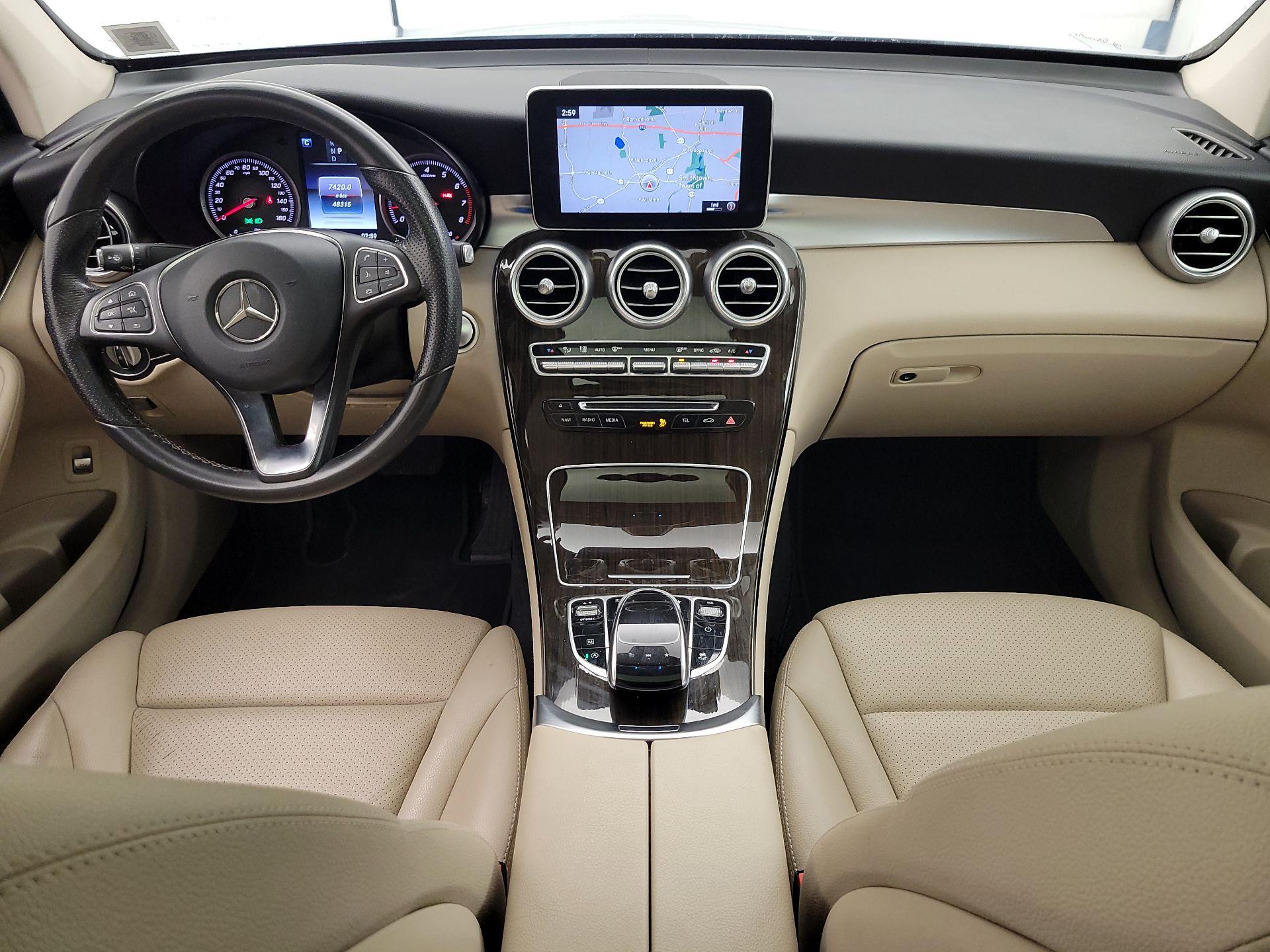 Thumbnail: 2017 Mercedes-Benz GLC - 9
