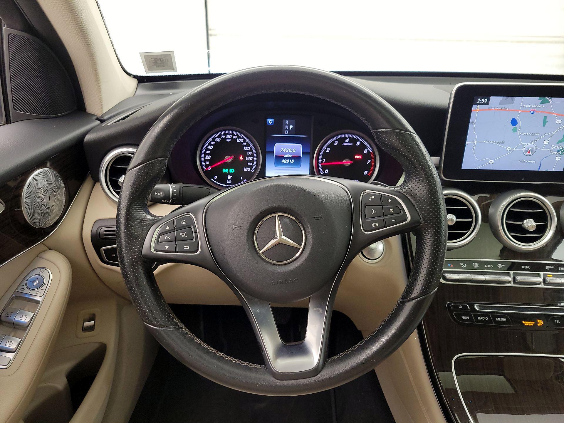 Thumbnail: 2017 Mercedes-Benz GLC - 10