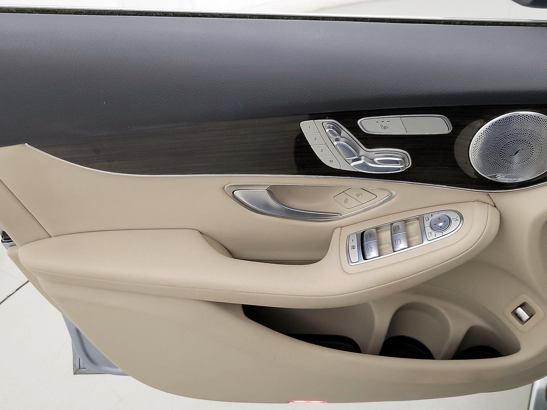 Thumbnail: 2017 Mercedes-Benz GLC - 12