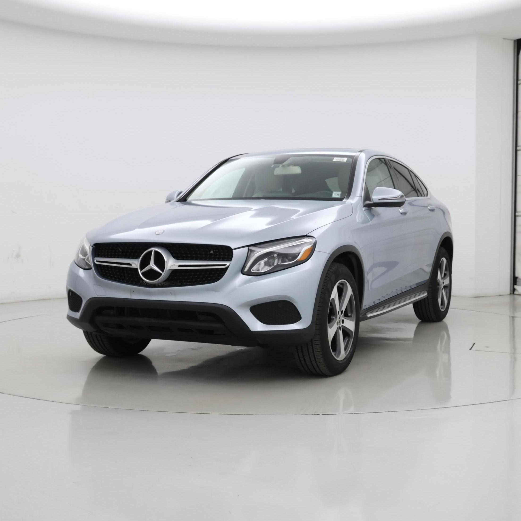 Thumbnail: 2017 Mercedes-Benz GLC - 4