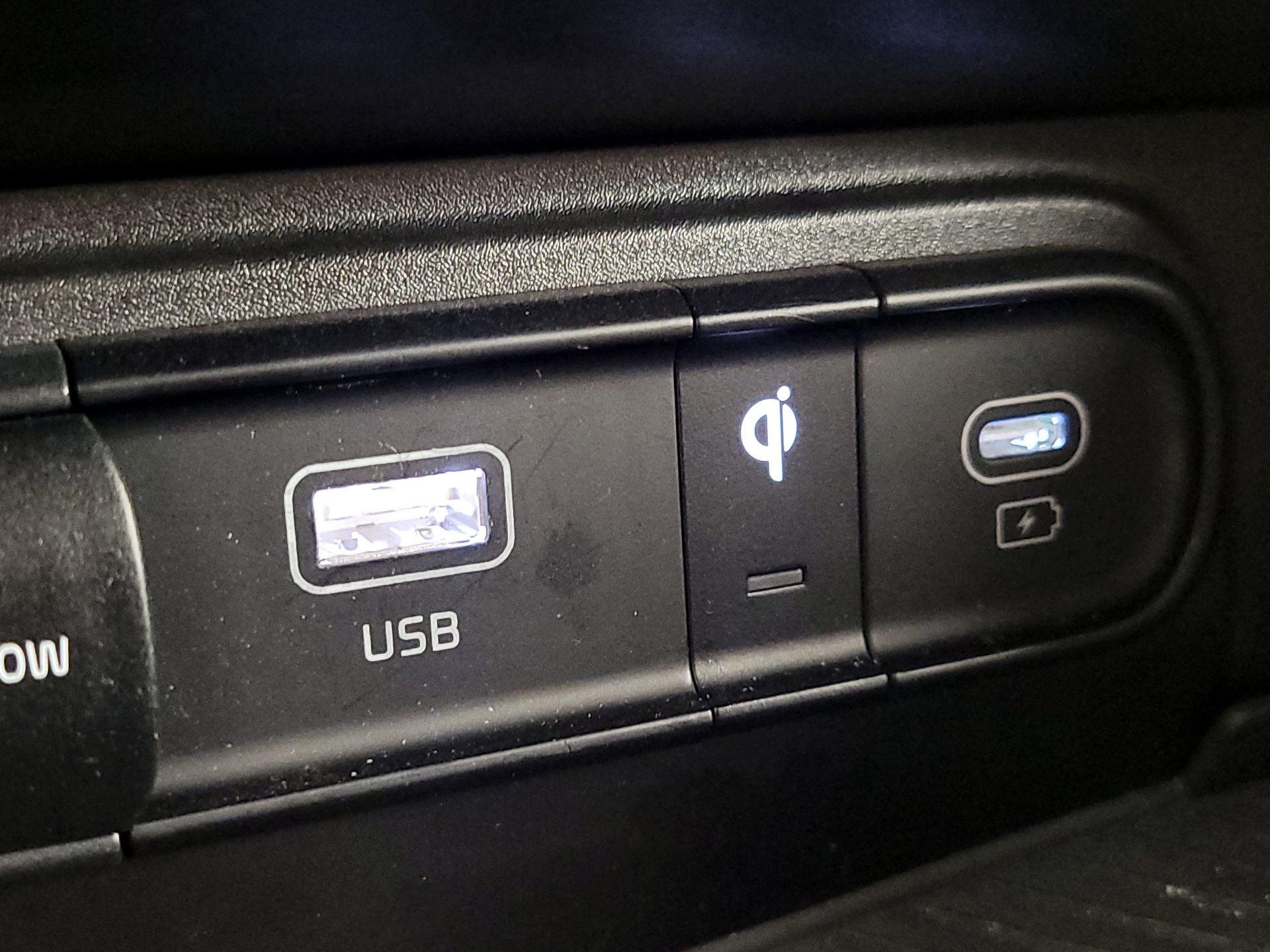 Thumbnail: 2023 Kia Sportage - 19