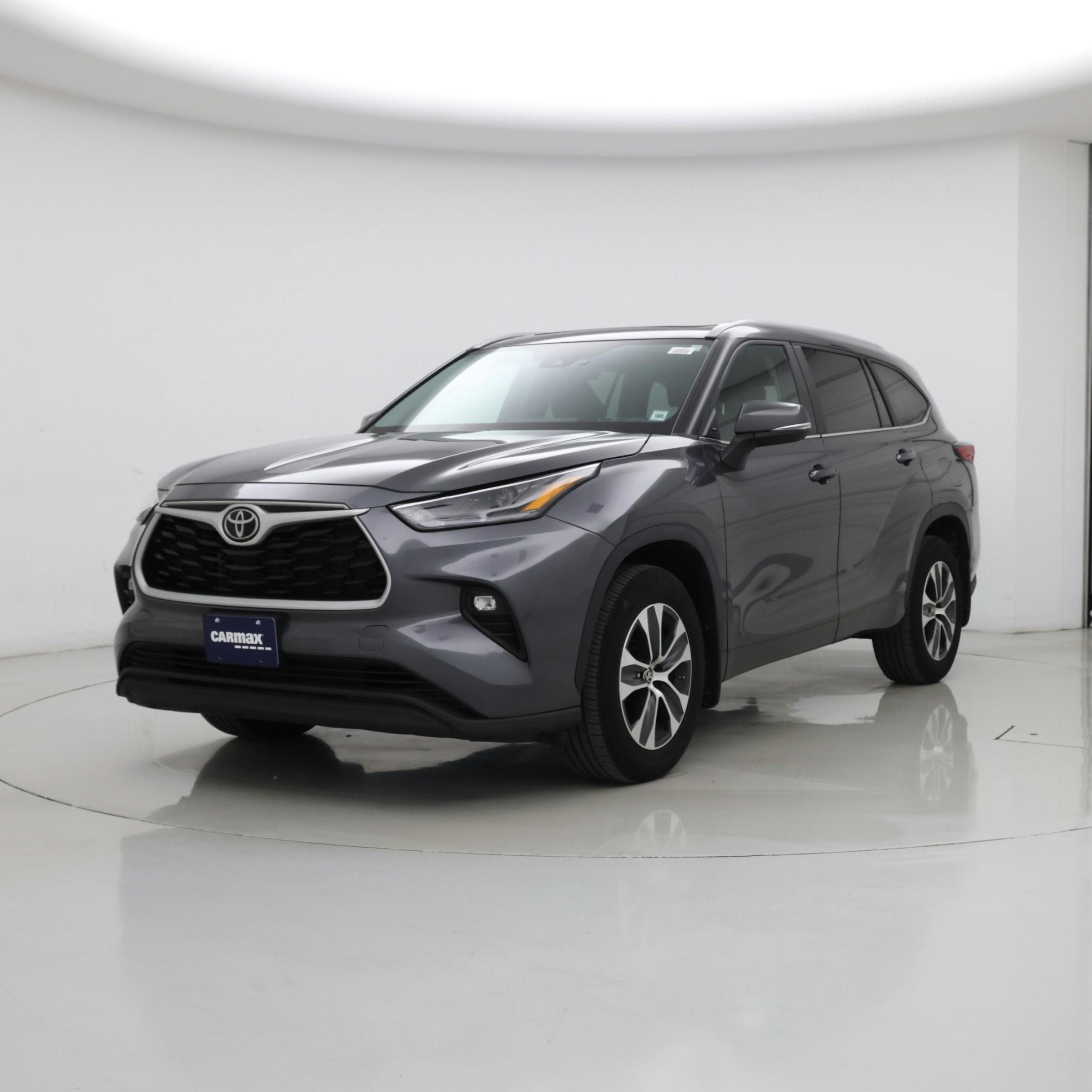 Thumbnail: 2023 Toyota Highlander - 4