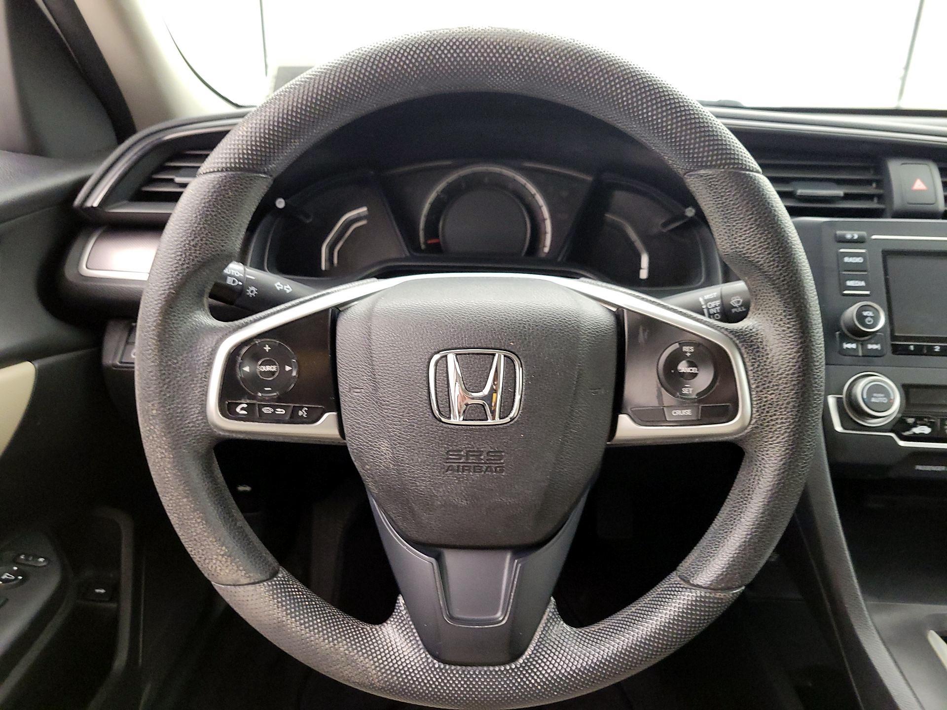 Thumbnail: 2017 Honda Civic - 10