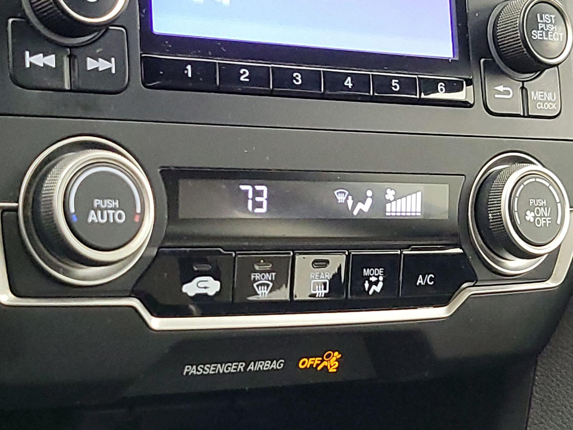 Thumbnail: 2017 Honda Civic - 16