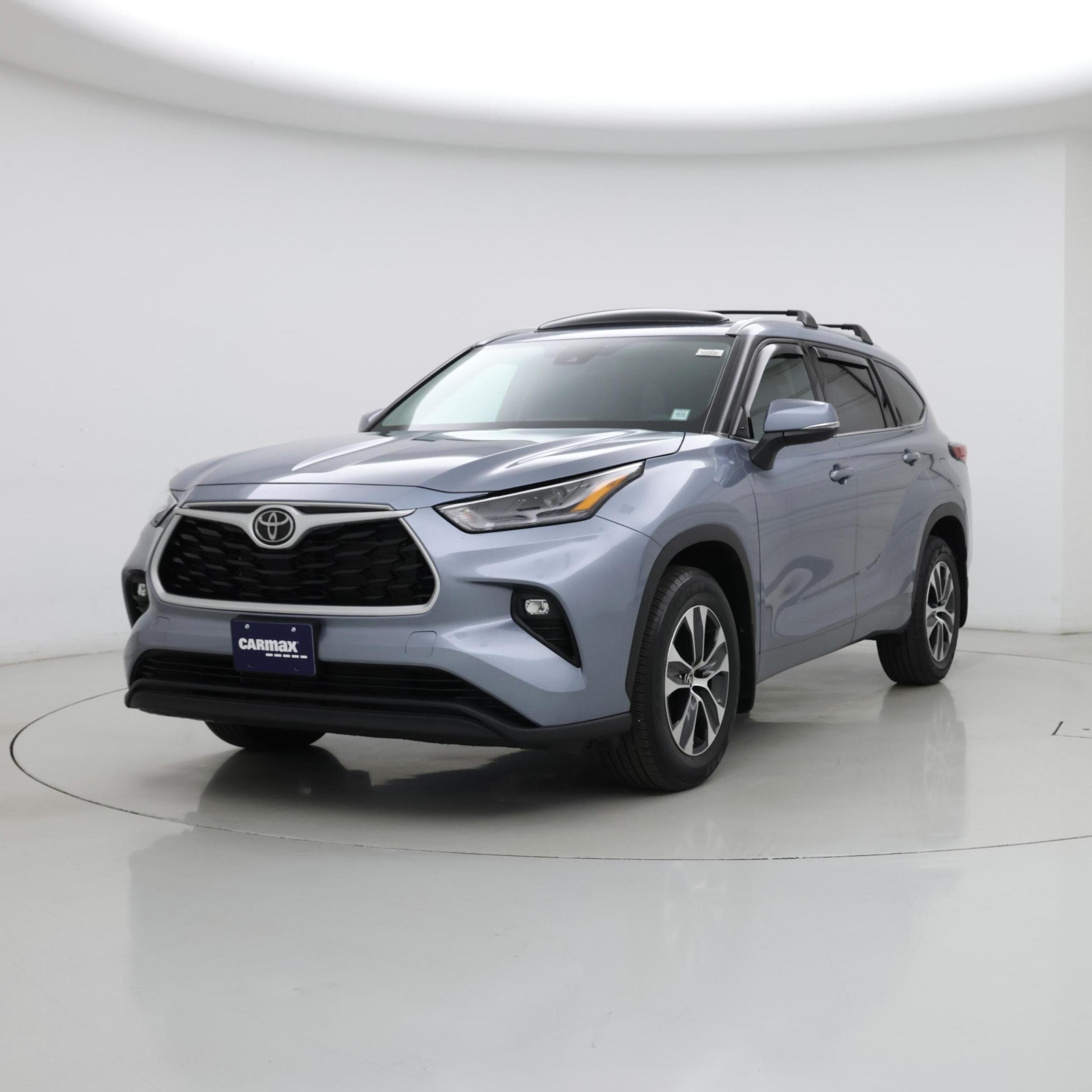 Thumbnail: 2022 Toyota Highlander - 4
