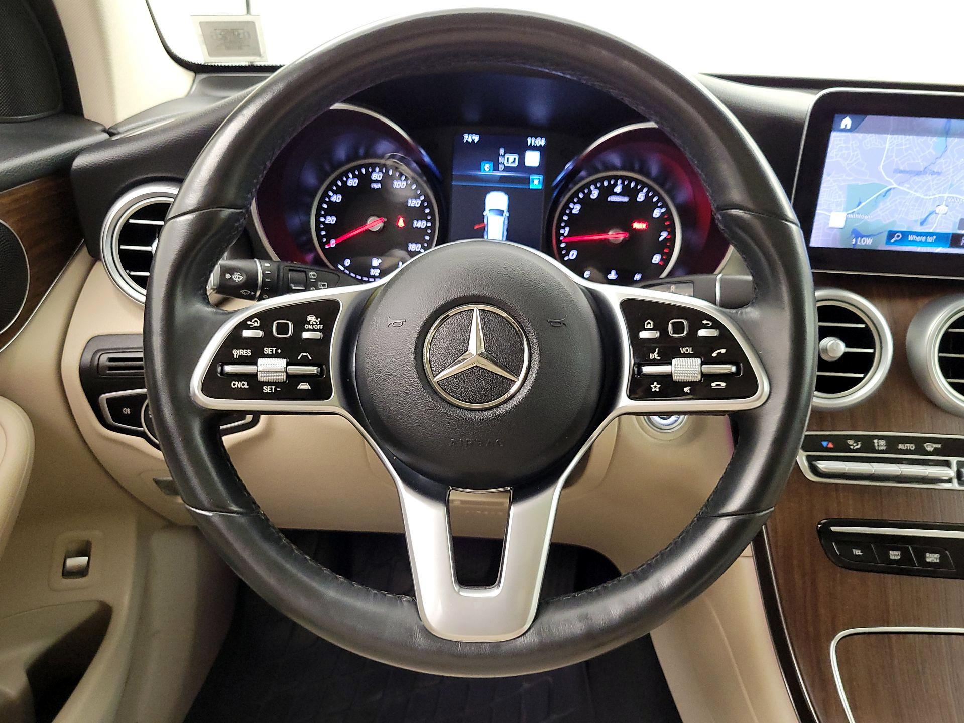 Thumbnail: 2022 Mercedes-Benz GLC - 10