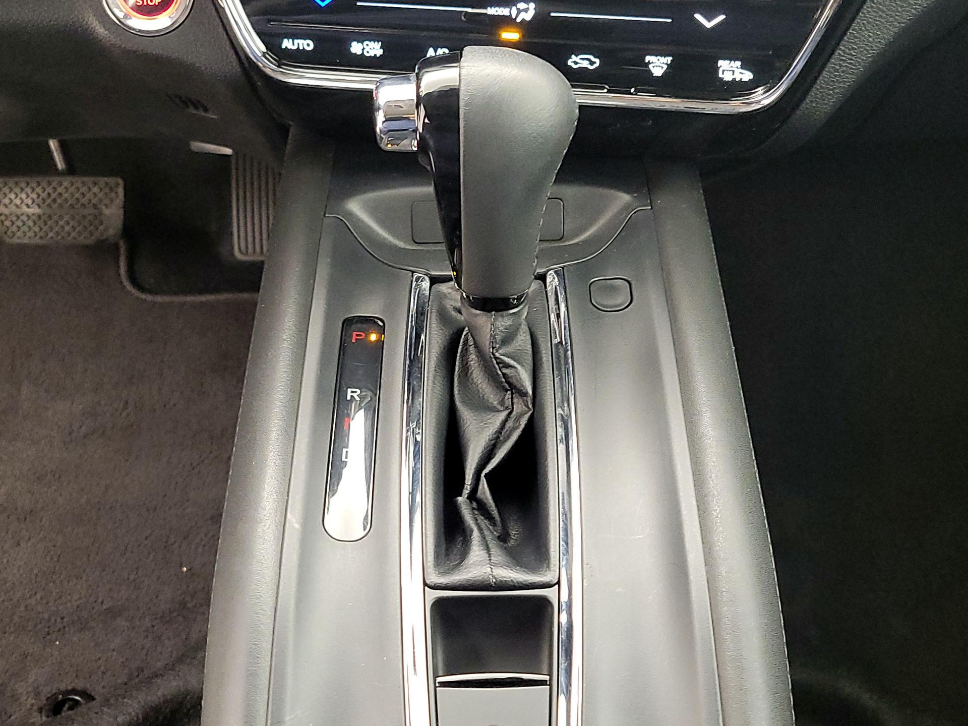 Thumbnail: 2021 Honda HR-V - 17