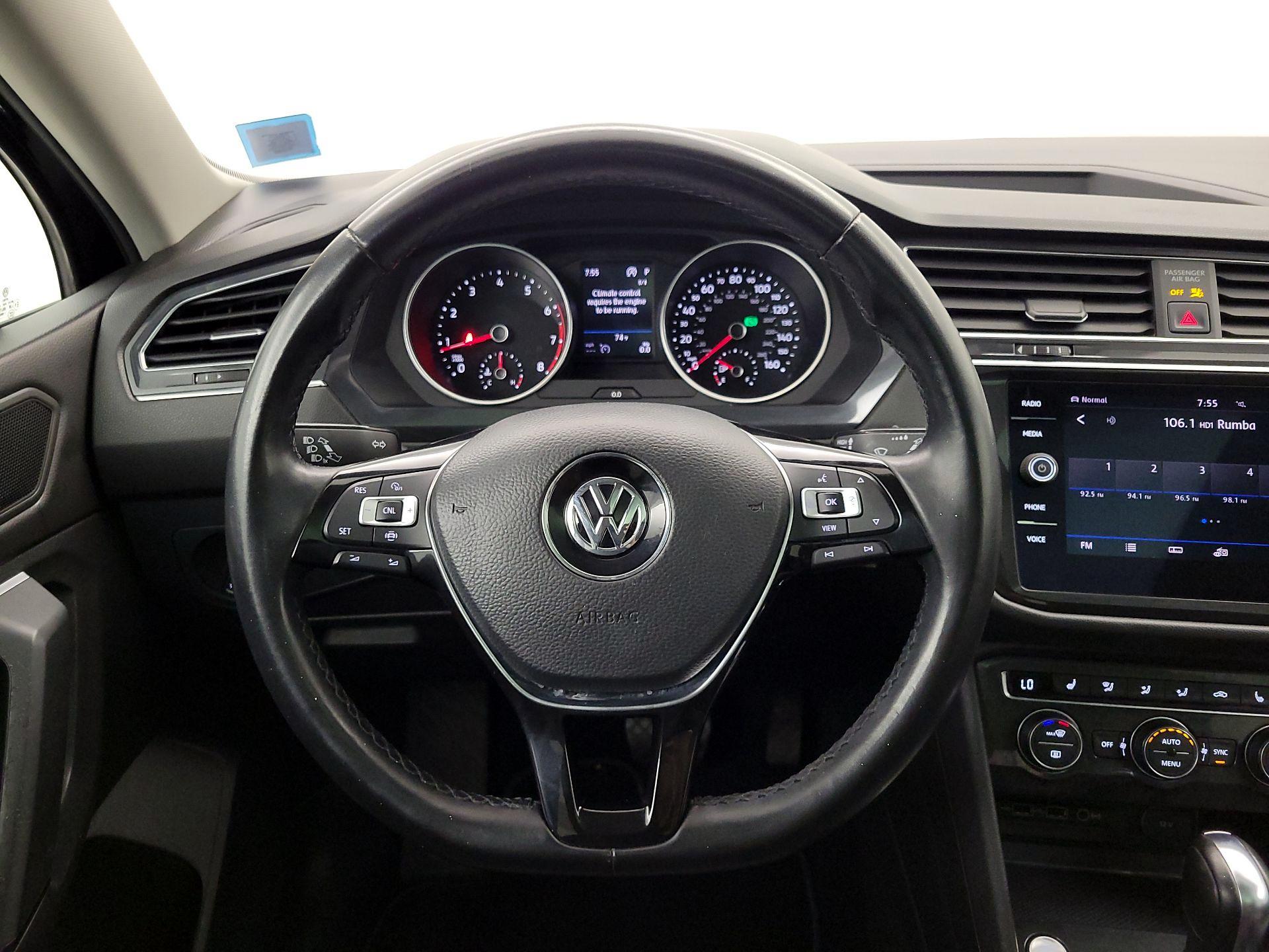 Thumbnail: 2019 Volkswagen Tiguan - 10