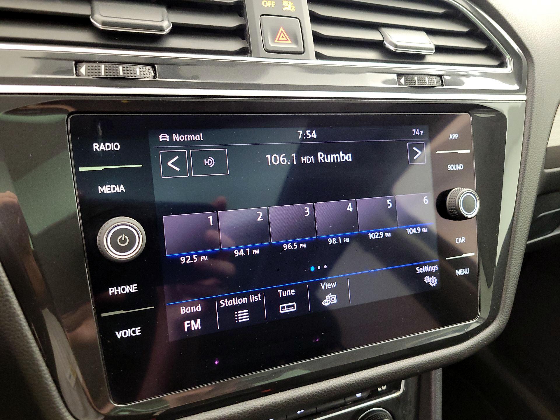 Thumbnail: 2019 Volkswagen Tiguan - 15