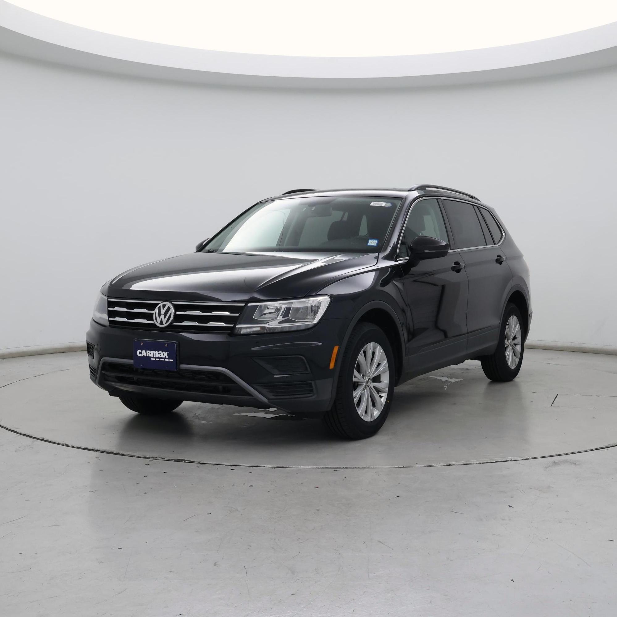Thumbnail: 2019 Volkswagen Tiguan - 4