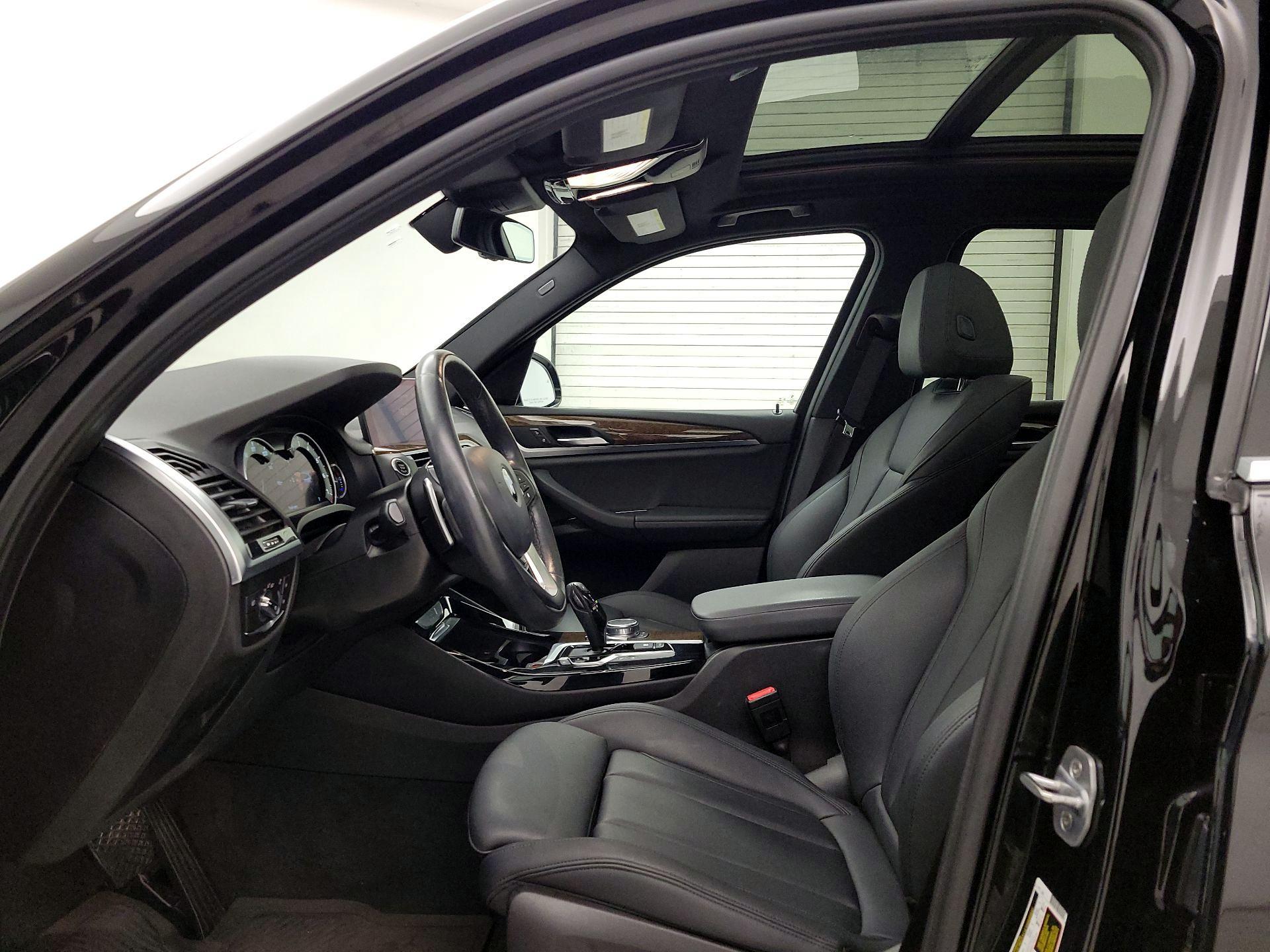 Thumbnail: 2019 BMW X3 - 11