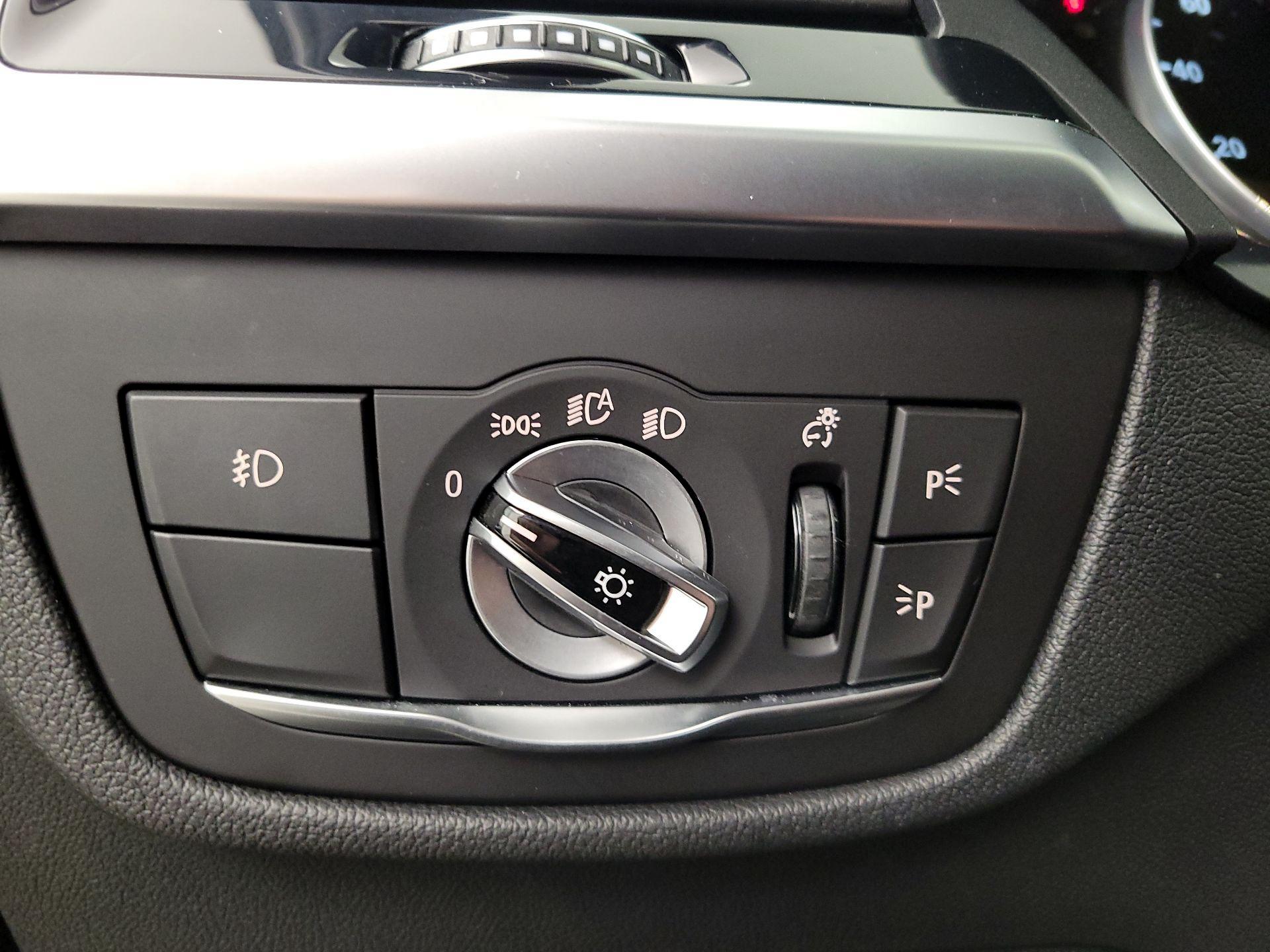 Thumbnail: 2019 BMW X3 - 13