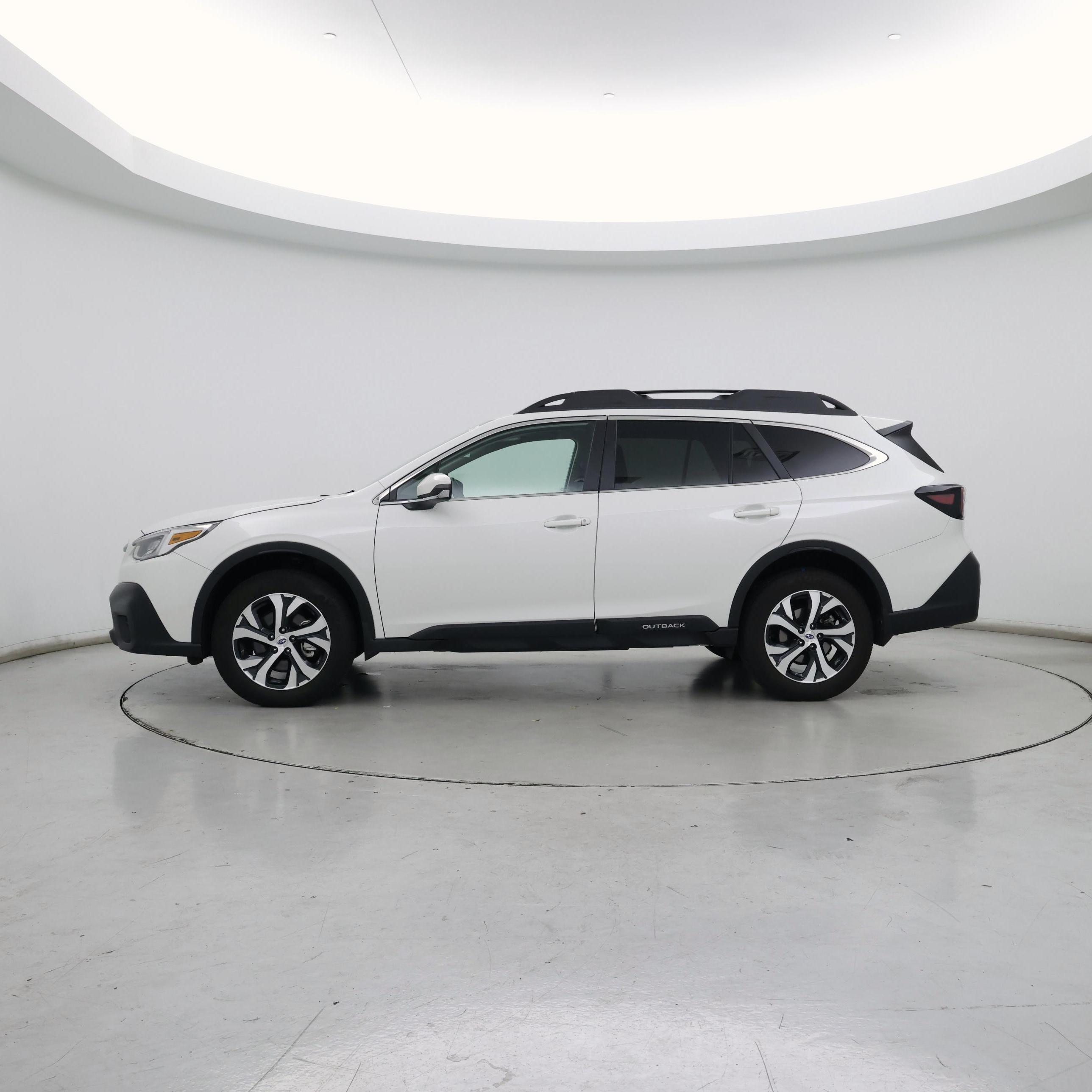 Thumbnail: 2021 Subaru Outback - 3