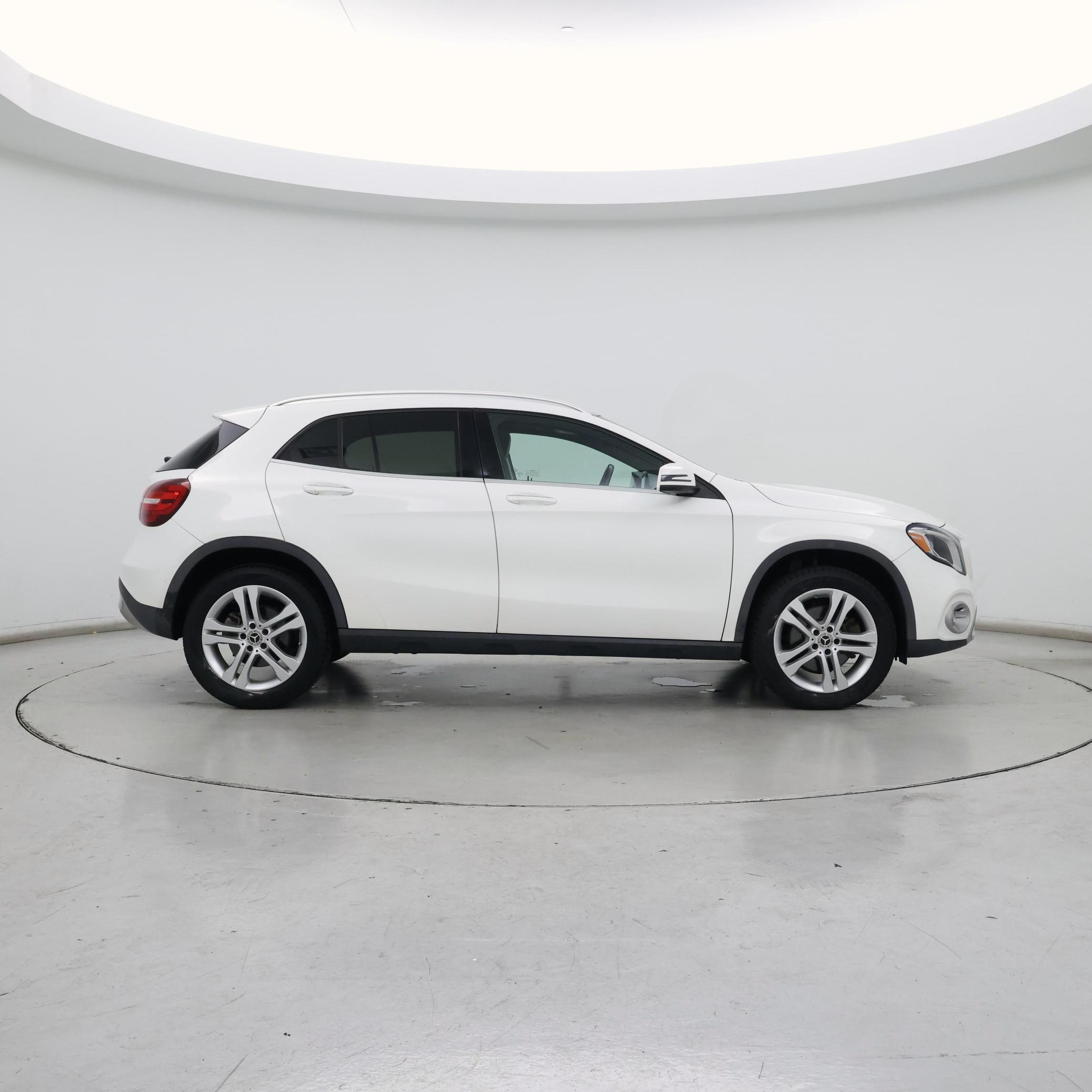 Thumbnail: 2020 Mercedes-Benz GLA - 7