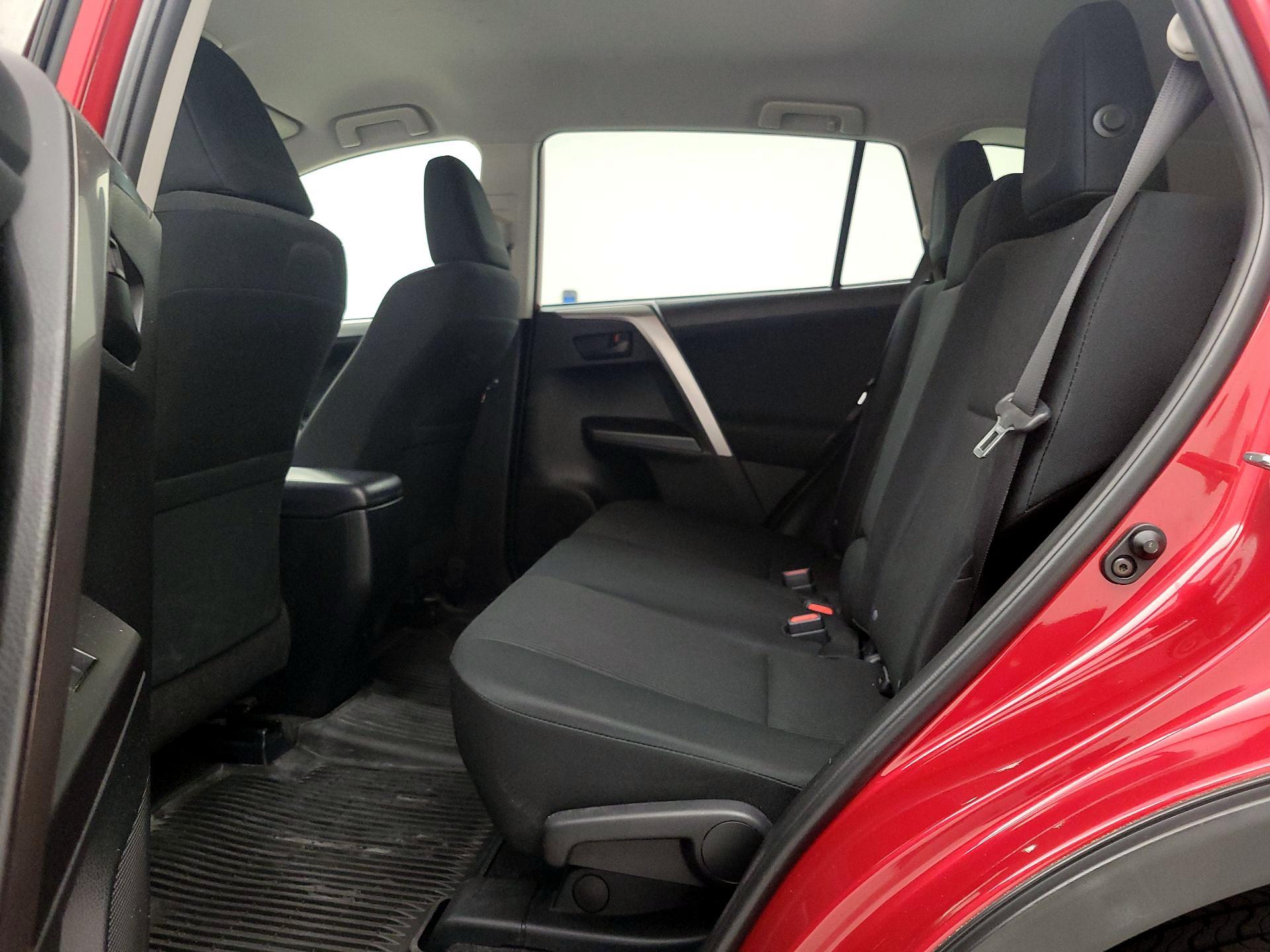 Thumbnail: 2017 Toyota RAV4 - 19