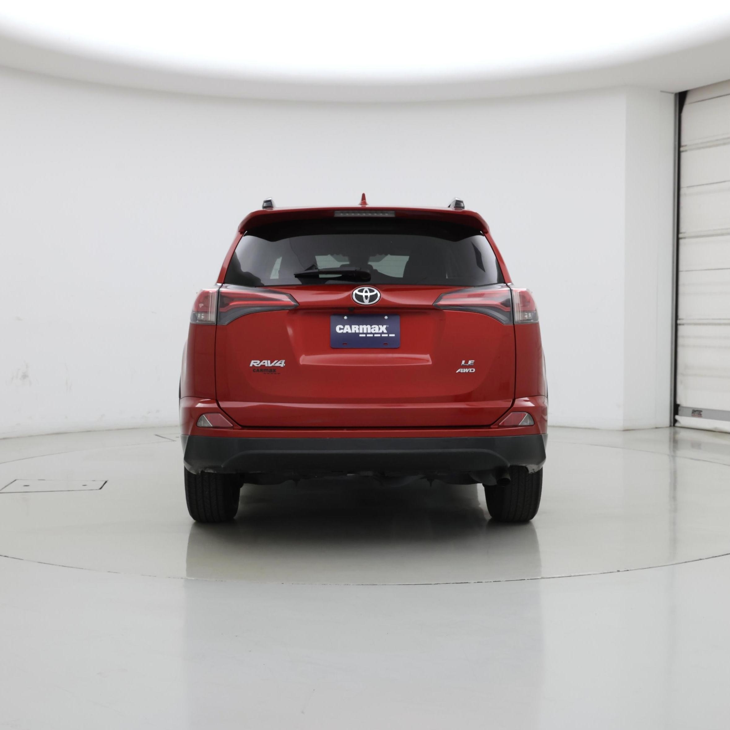 Thumbnail: 2017 Toyota RAV4 - 6