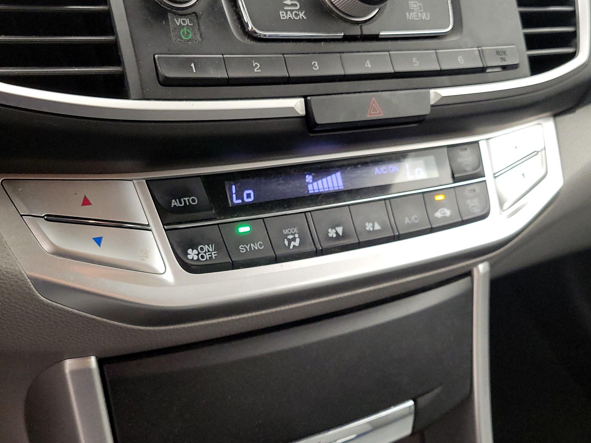 Thumbnail: 2014 Honda Accord - 16