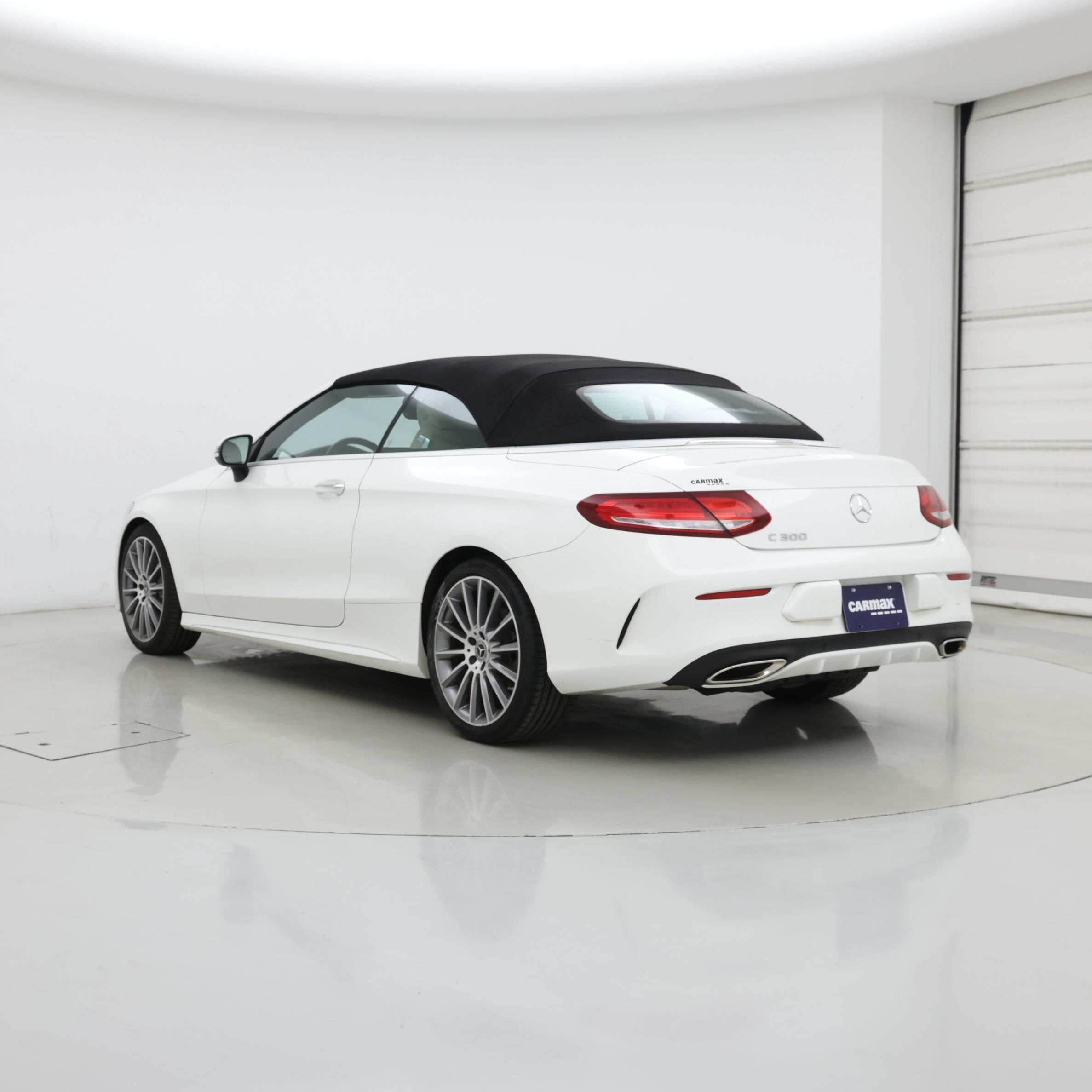 Thumbnail: 2017 Mercedes-Benz C-Class - 2