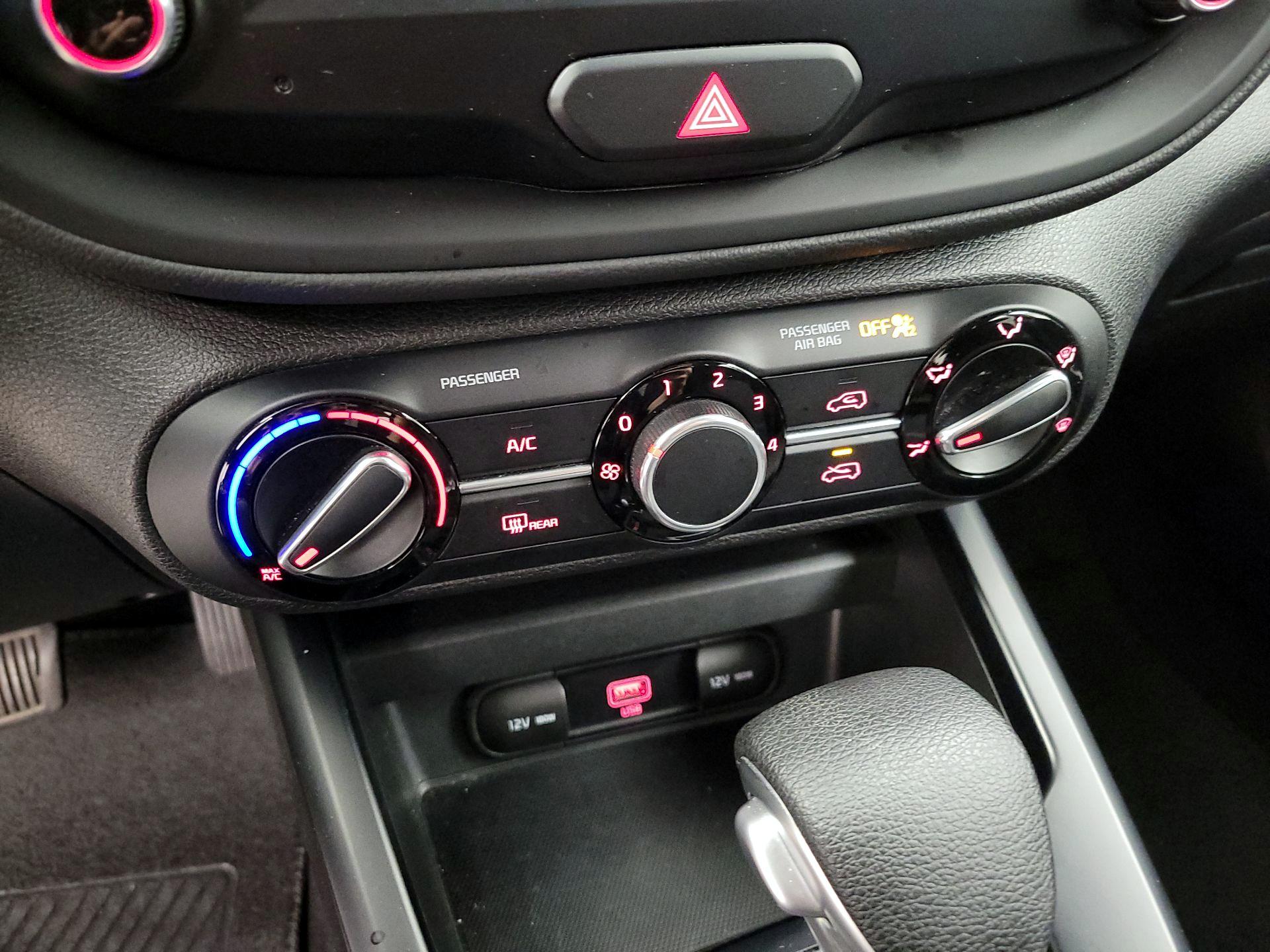 Thumbnail: 2020 Kia Soul - 16