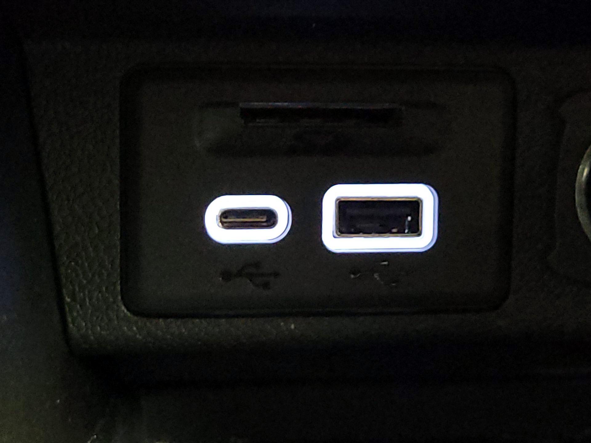 Thumbnail: 2023 Chevrolet Bolt EUV - 18