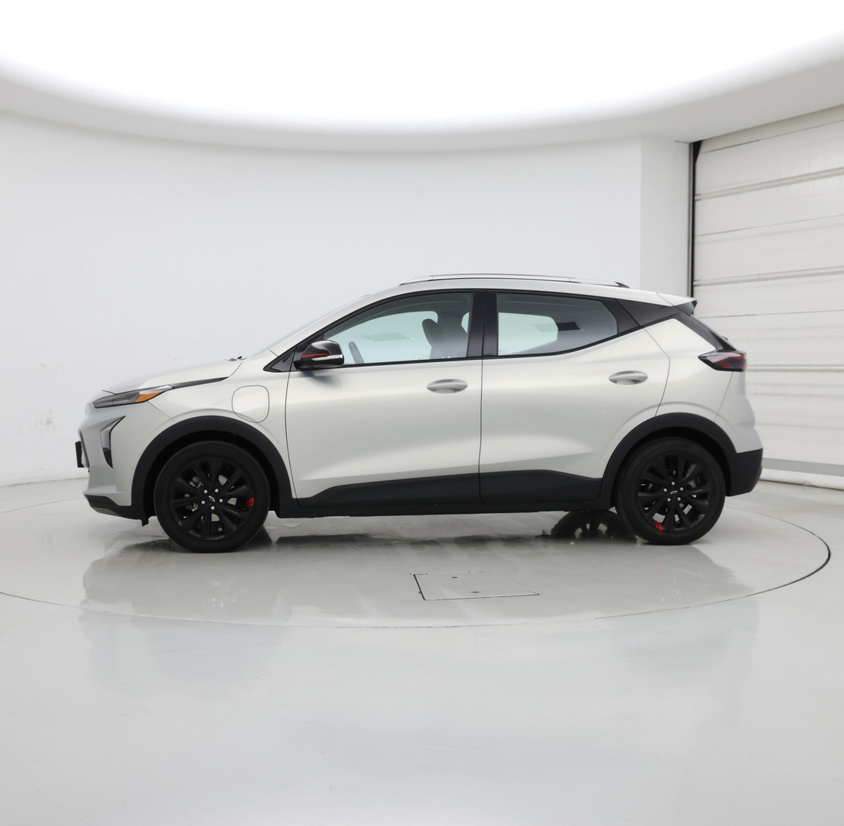 Thumbnail: 2023 Chevrolet Bolt EUV - 3