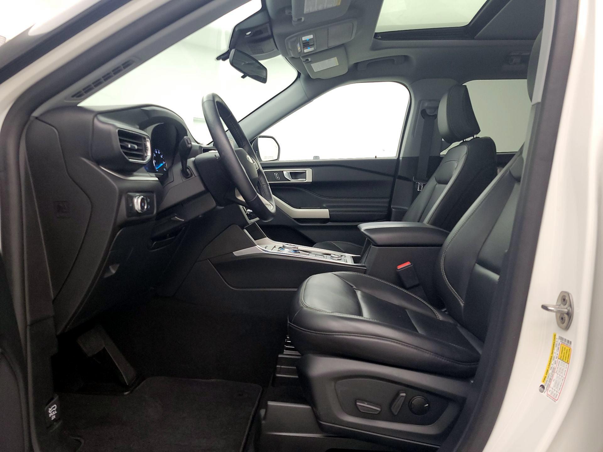 Thumbnail: 2021 Ford Explorer - 11