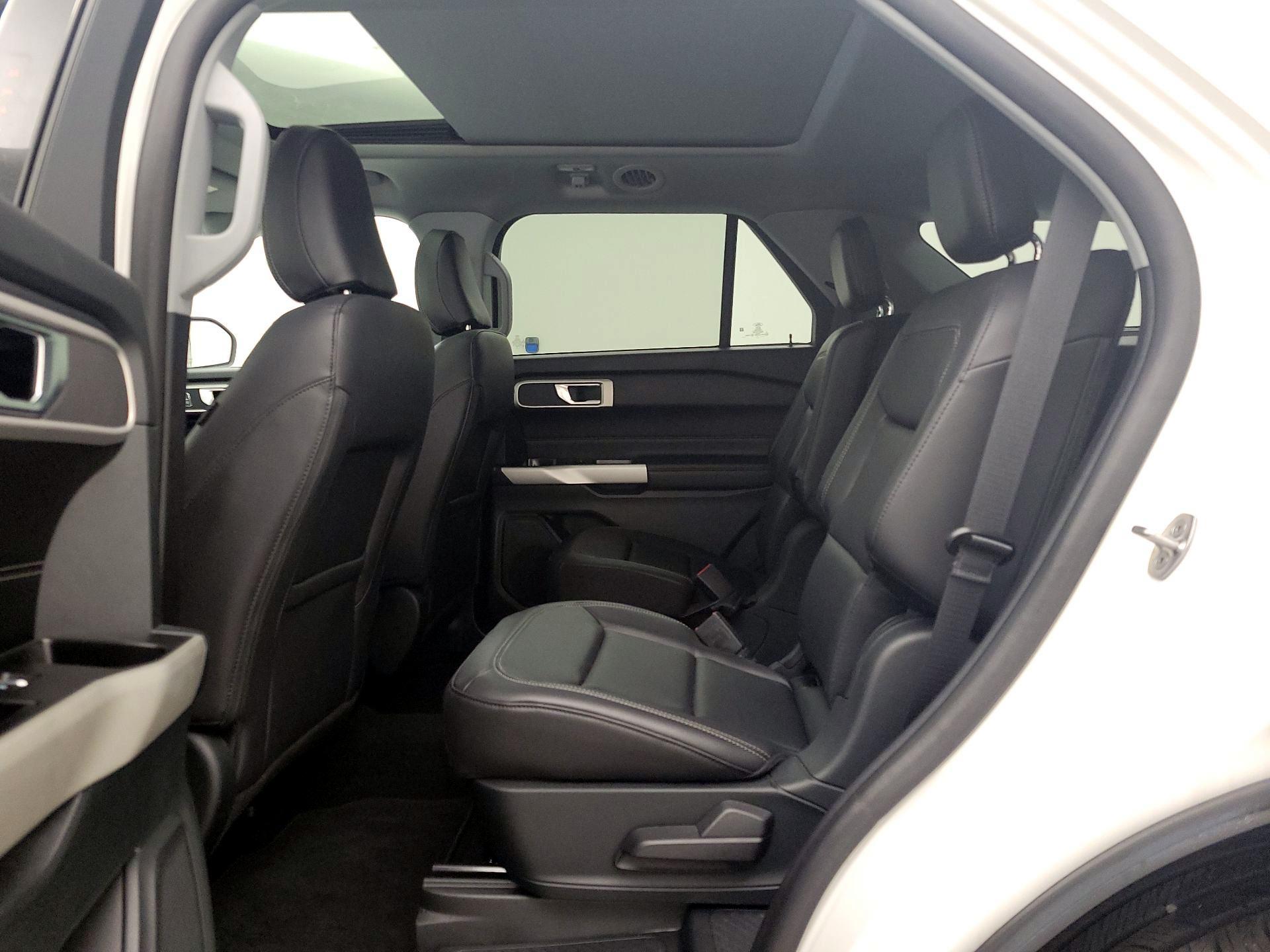 Thumbnail: 2021 Ford Explorer - 20