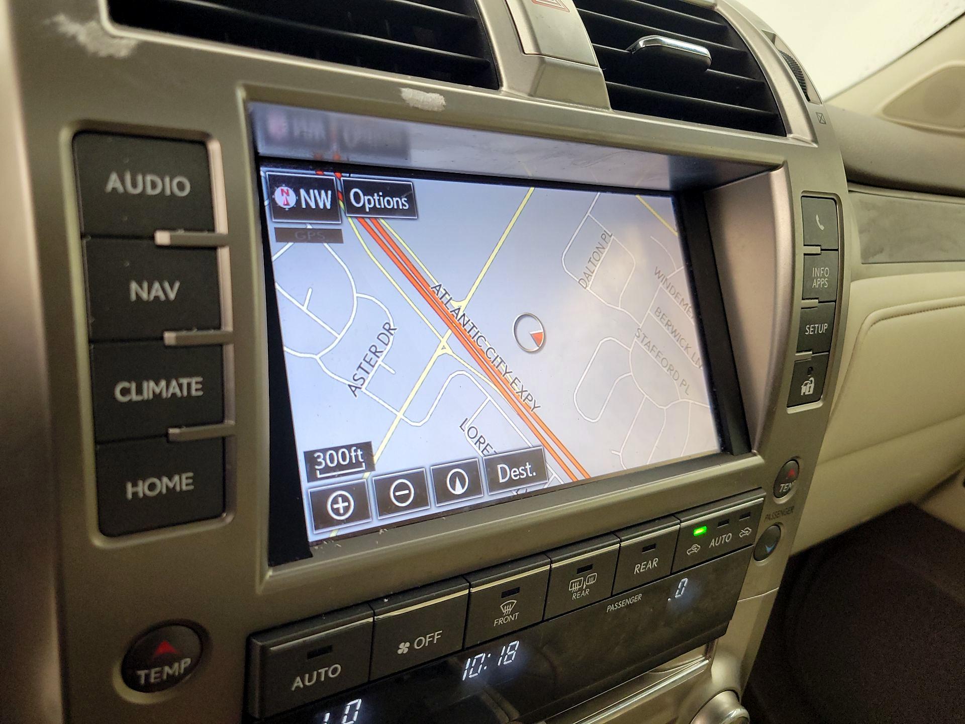 Thumbnail: 2014 Lexus GX - 14